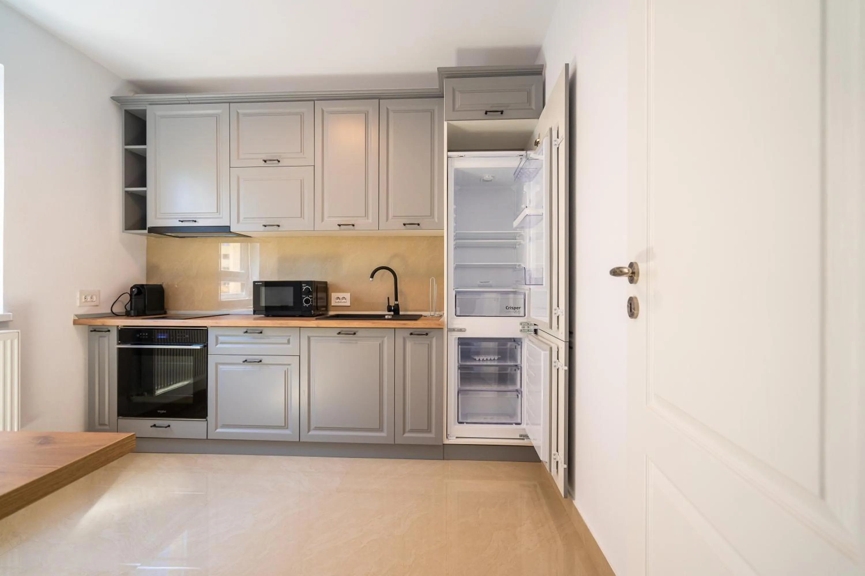 Kitchen or kitchenette in Armada Aparthotel