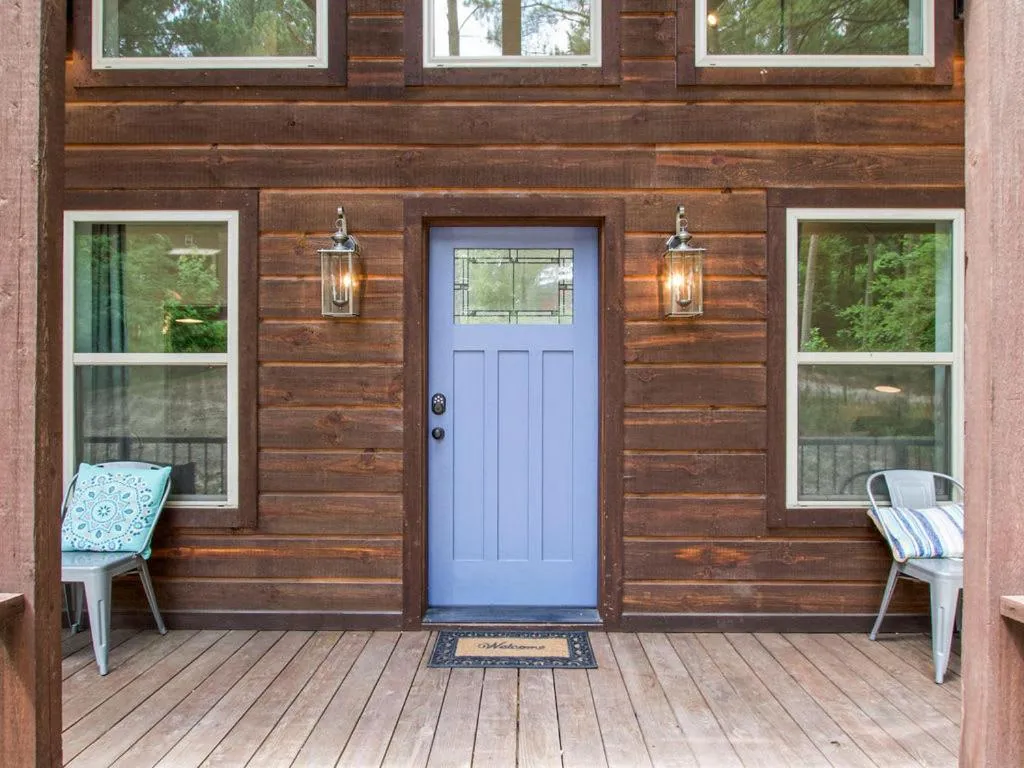 Stunning Luxury Cabin w Hot Tub and Fire Pit Holy Shiplap is Perfect Romantic Couples Getaway