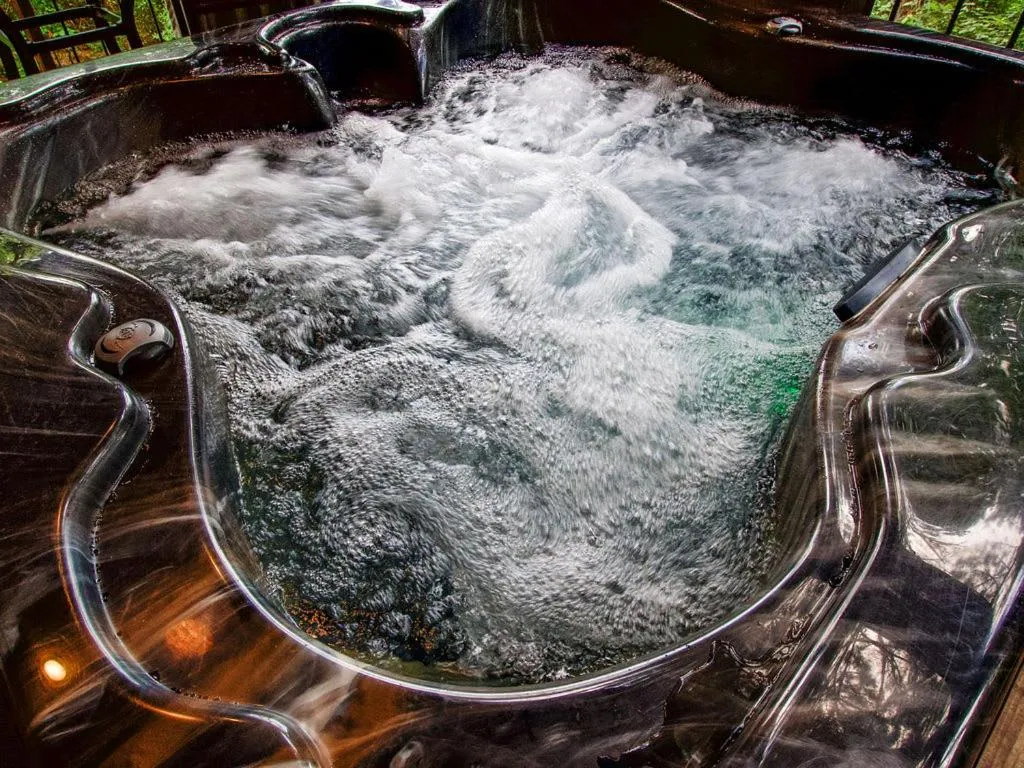 Stunning Luxury Cabin w Hot Tub and Fire Pit Holy Shiplap is Perfect Romantic Couples Getaway