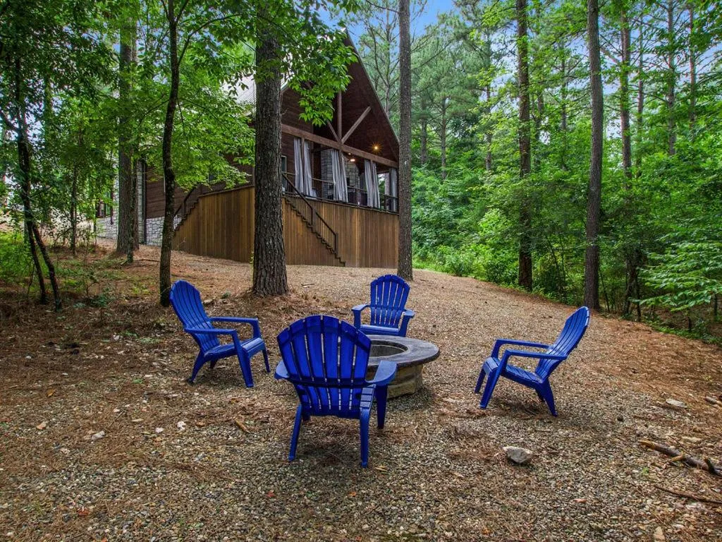 Stunning Luxury Cabin w Hot Tub and Fire Pit Holy Shiplap is Perfect Romantic Couples Getaway