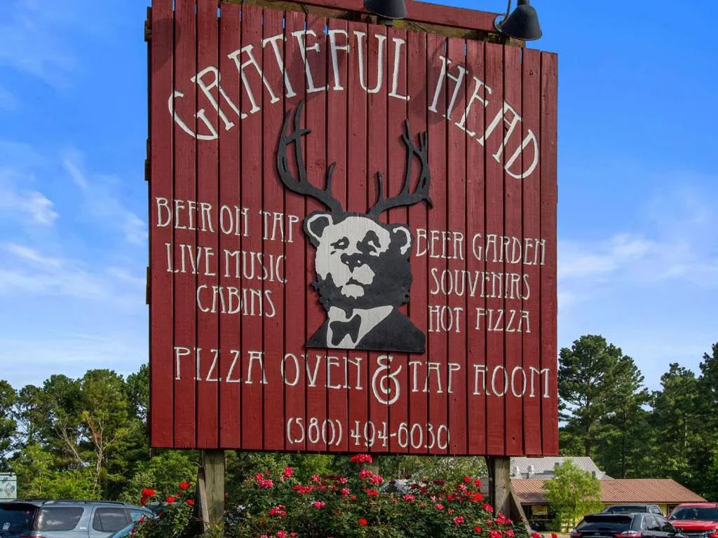 Gorgeous Idyllic Cabin w Hot Tub and Fire Pit Quittin Time is Secluded Romantic Oasis w Luxury Bathroom Double Shower and Bathtub Foosball Table