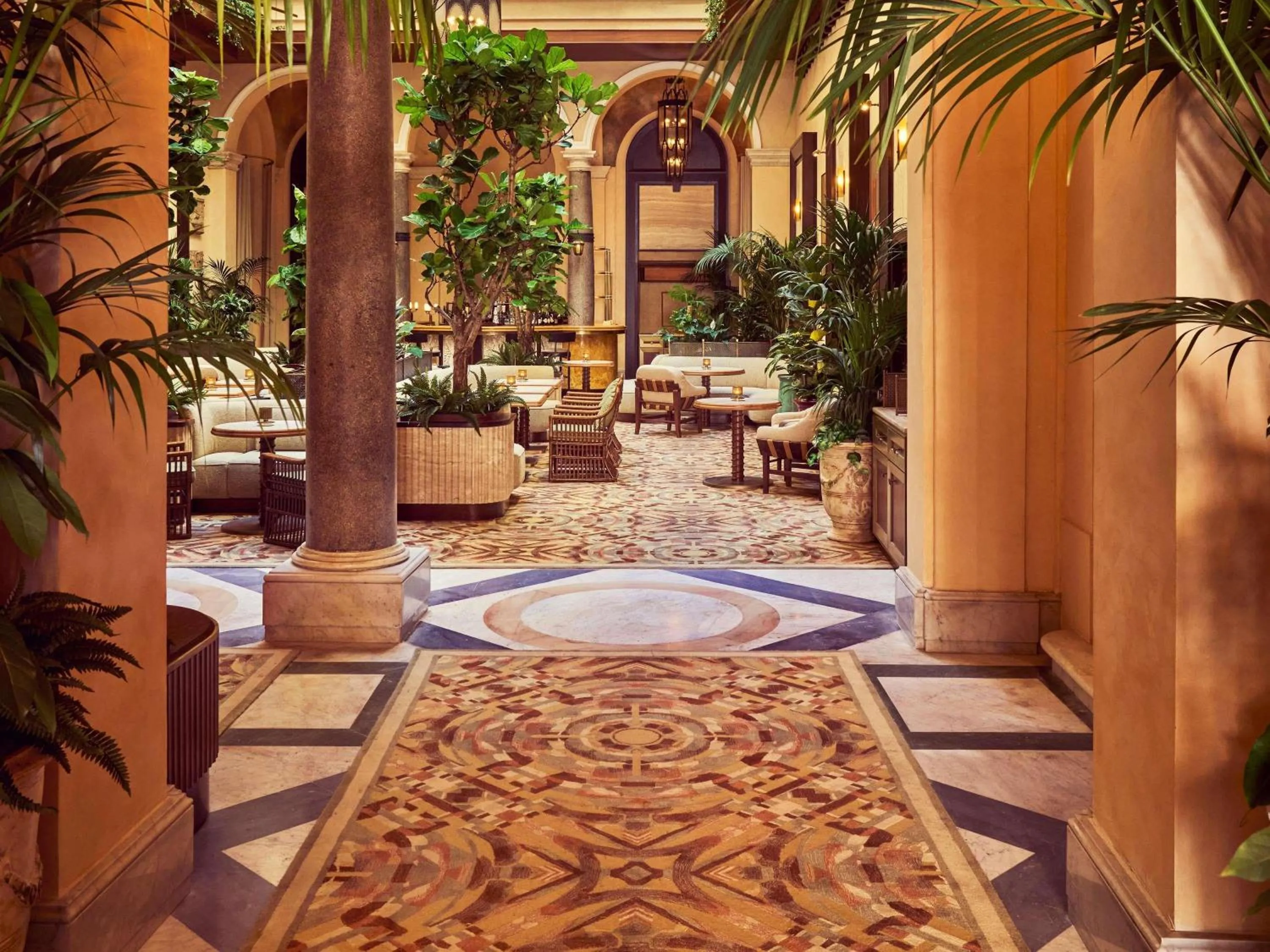 Lounge or bar in Orient Express La Minerva