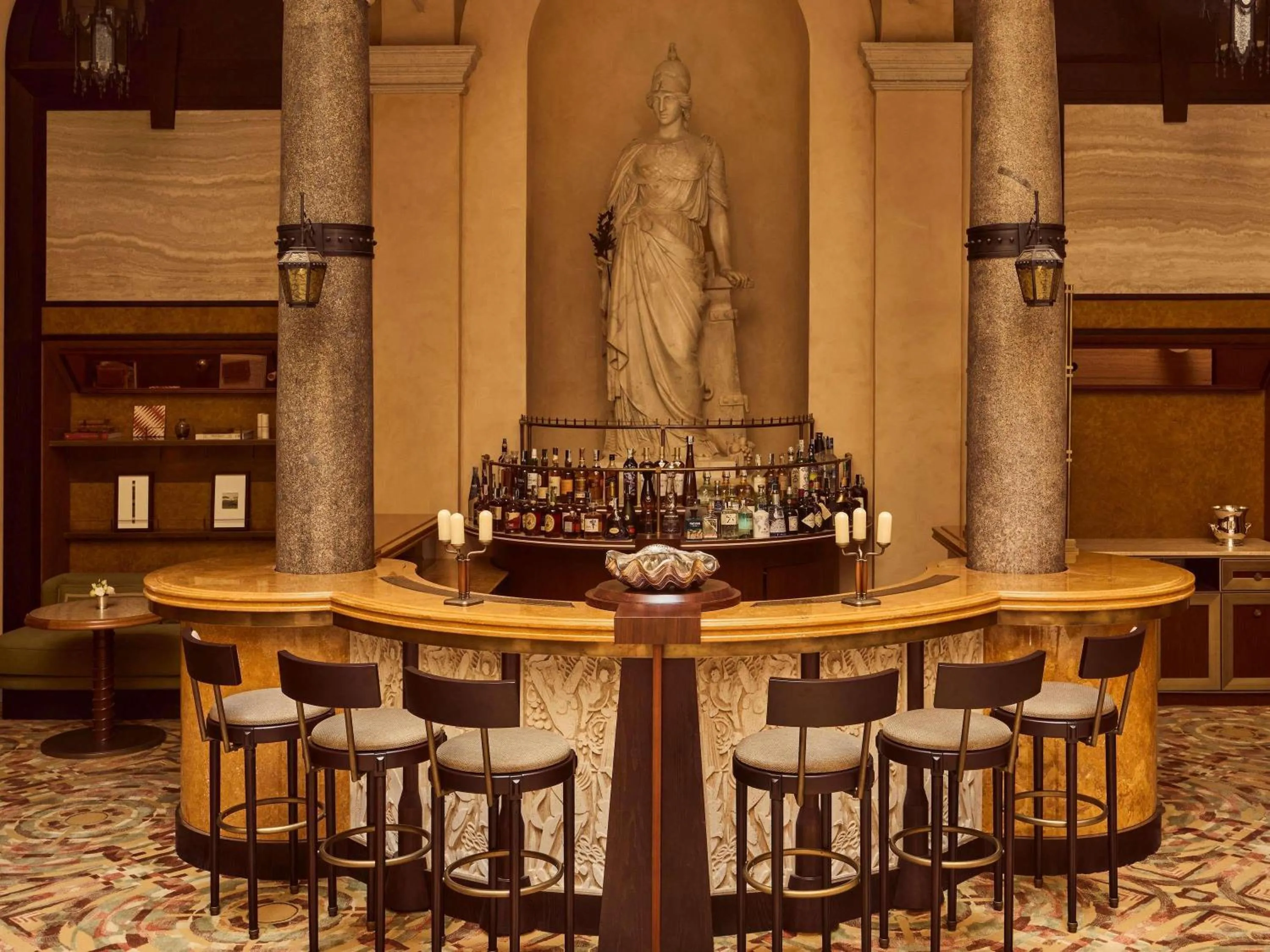 Lounge or bar in Orient Express La Minerva