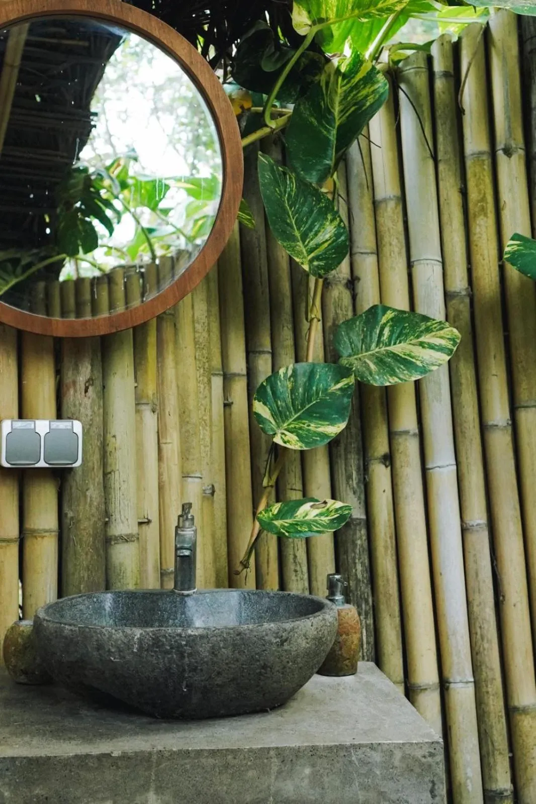 Property building in Kirana Retreat - Beach Front Resort