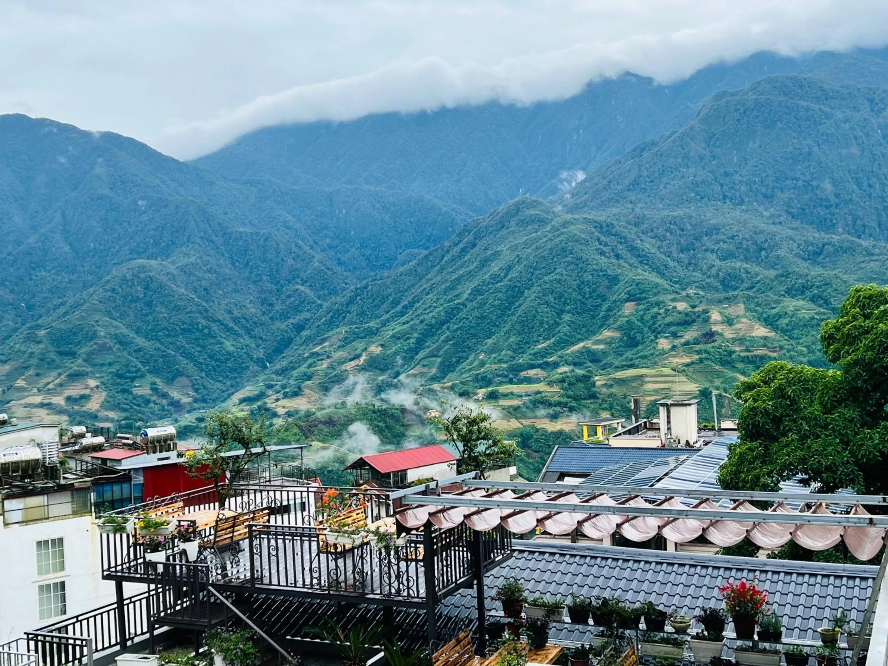 BBQ facilities in Sapa Grand Hills Hotel Apartments