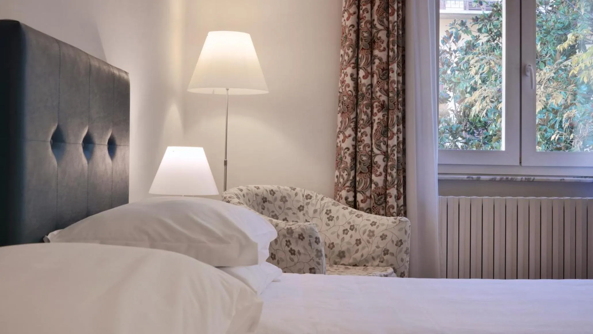 Decorative detail, Bed in Best Western Hotel Crimea