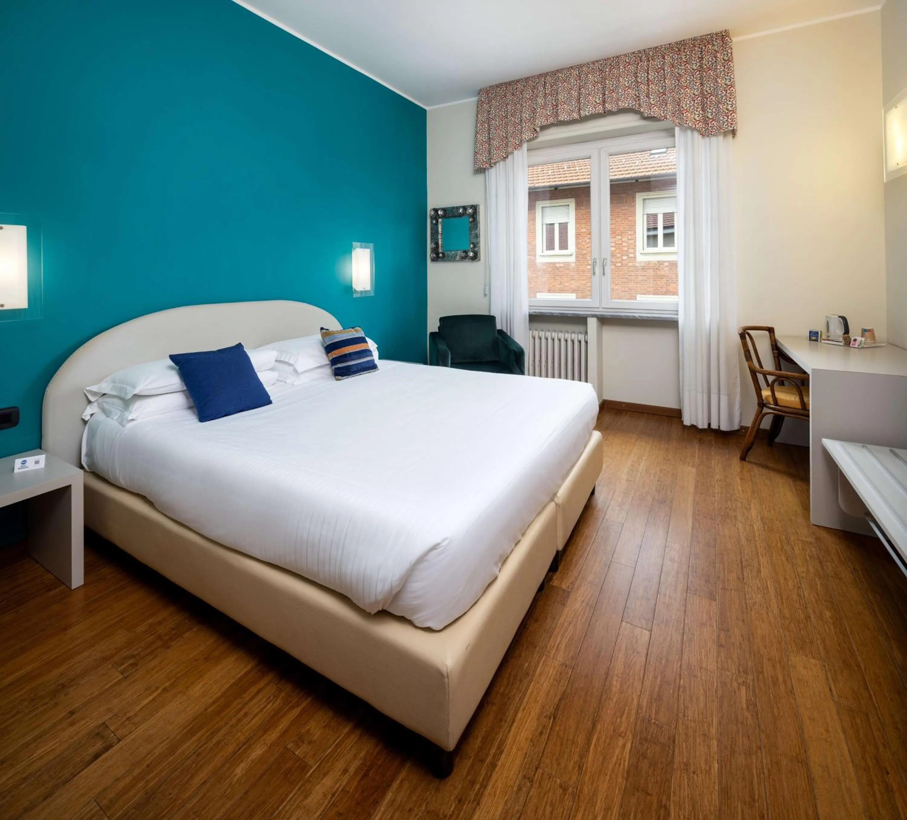 Bedroom, Bed in Best Western Hotel Crimea