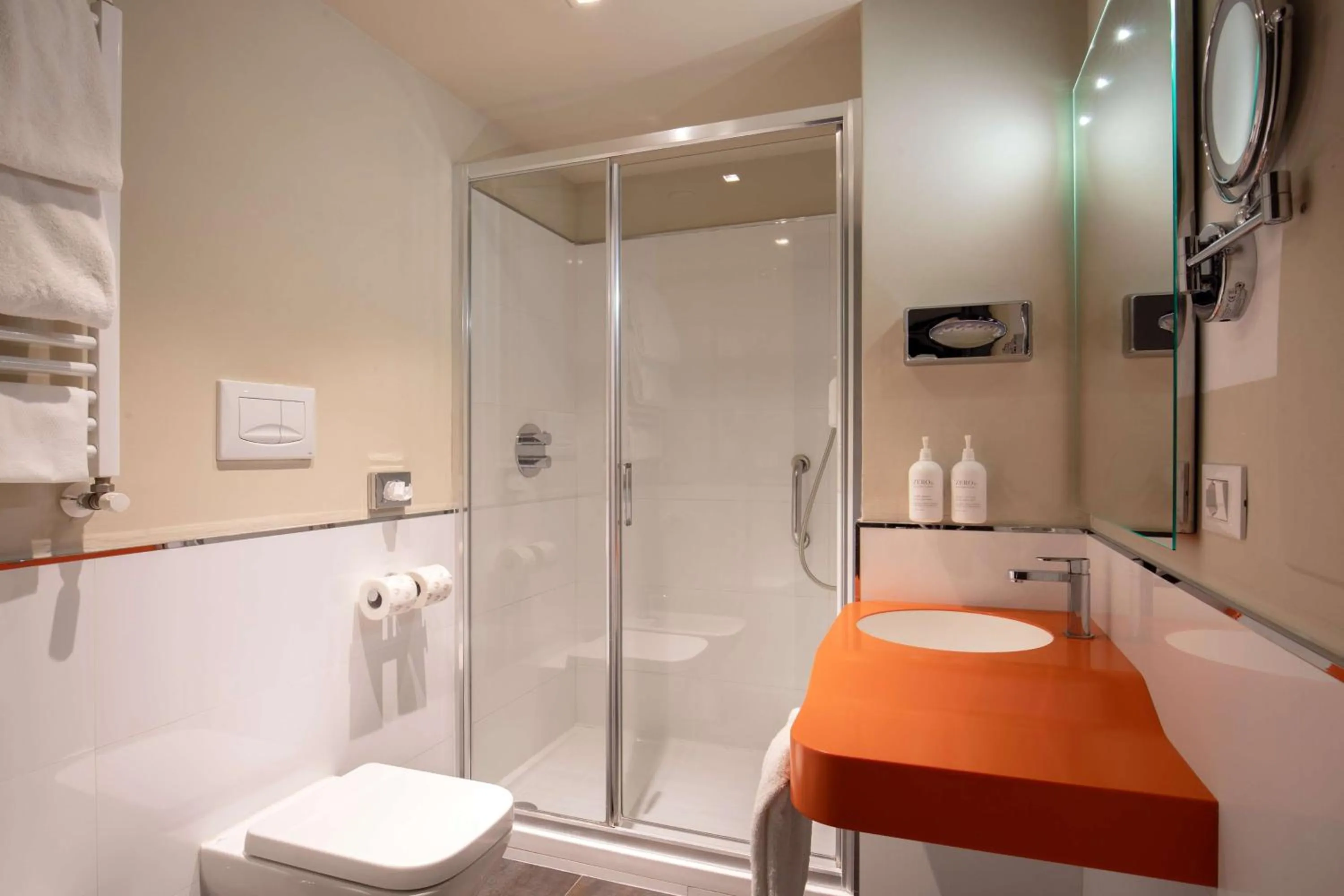 Bathroom in Cosmopolita Rome Colosseum, Tapestry Collection by Hilton