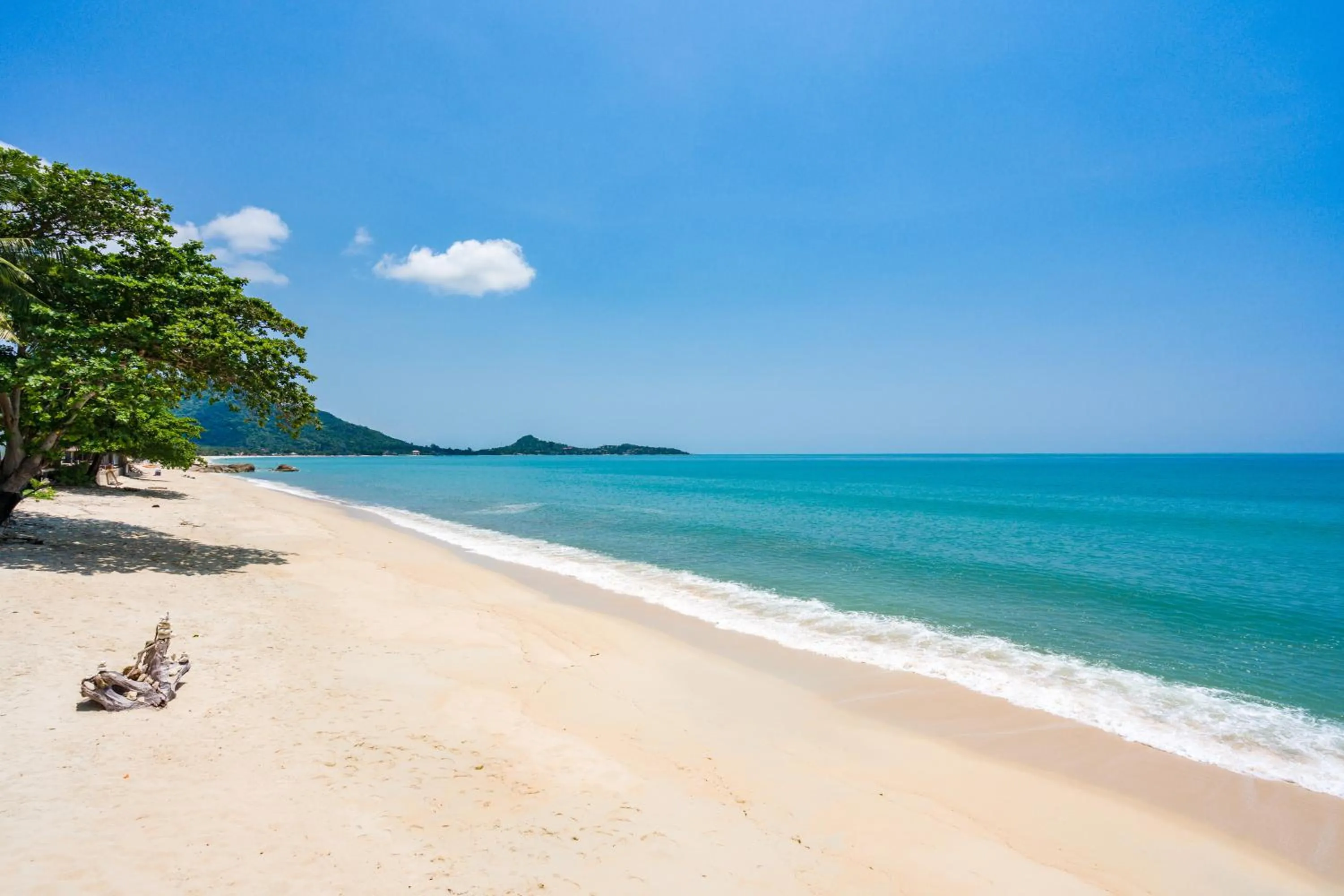 Beach in 4U Resort Samui