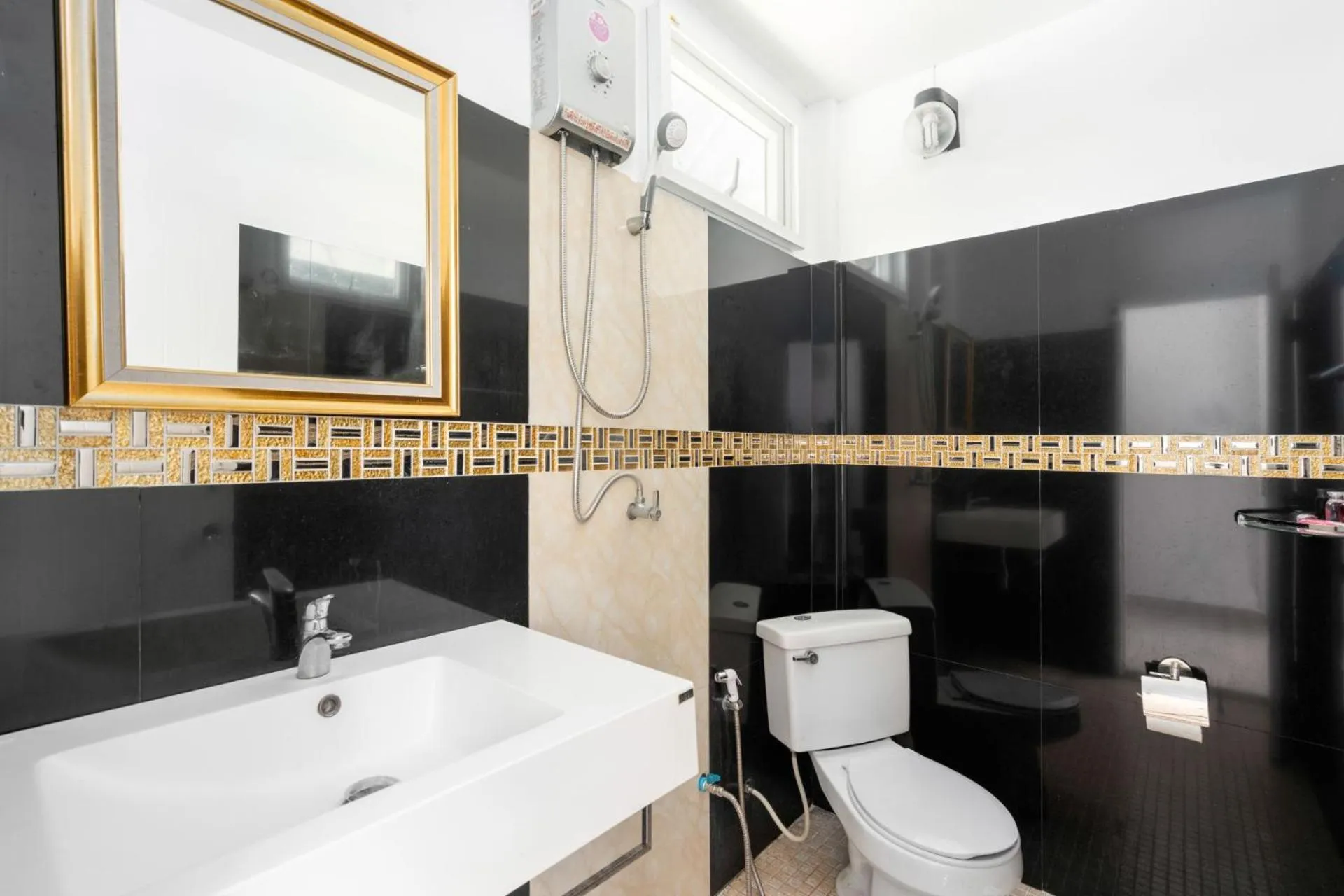 Bathroom in 4U Resort Samui