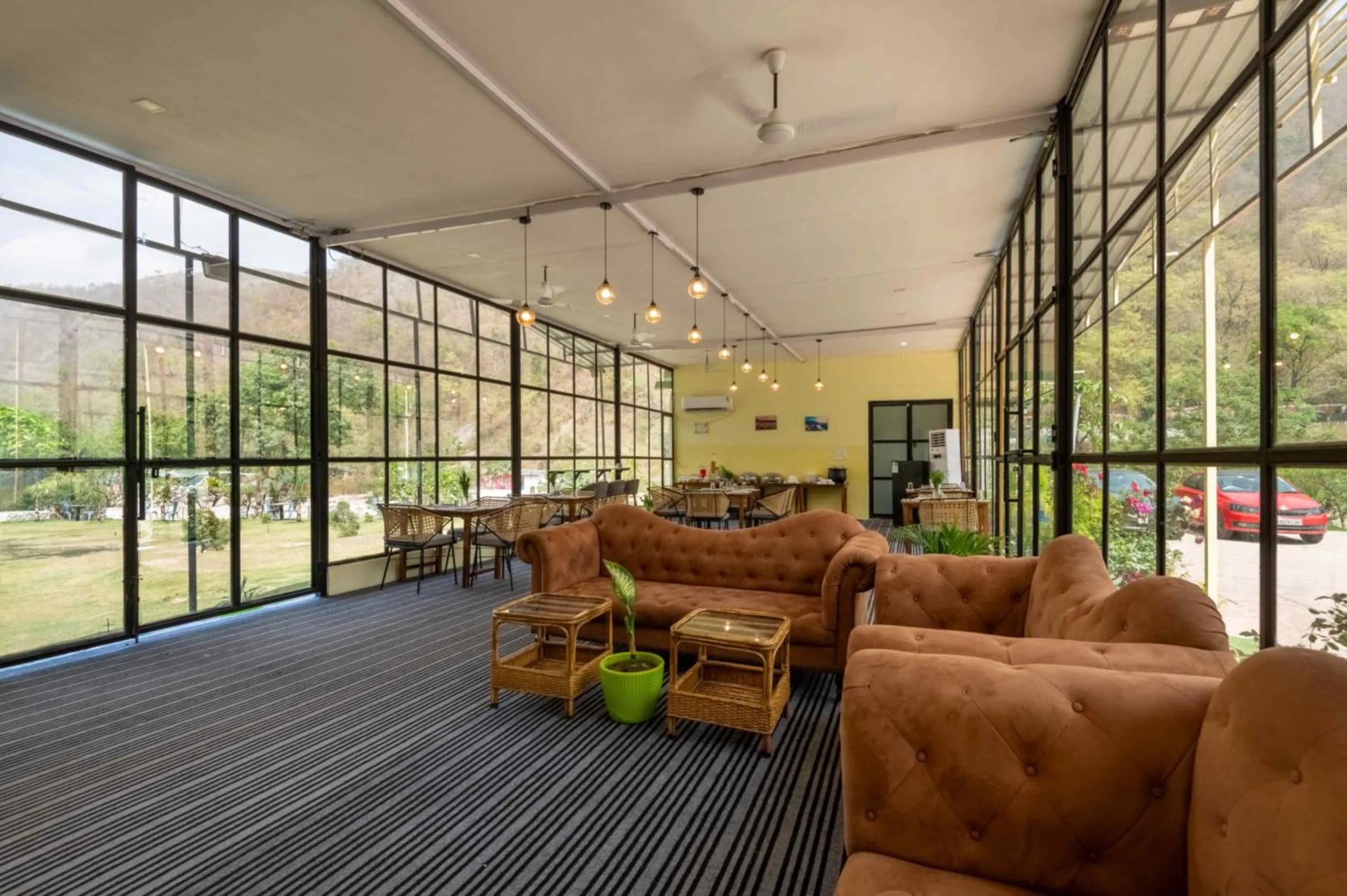 Restaurant/places to eat in The Ayali Riverside Resort