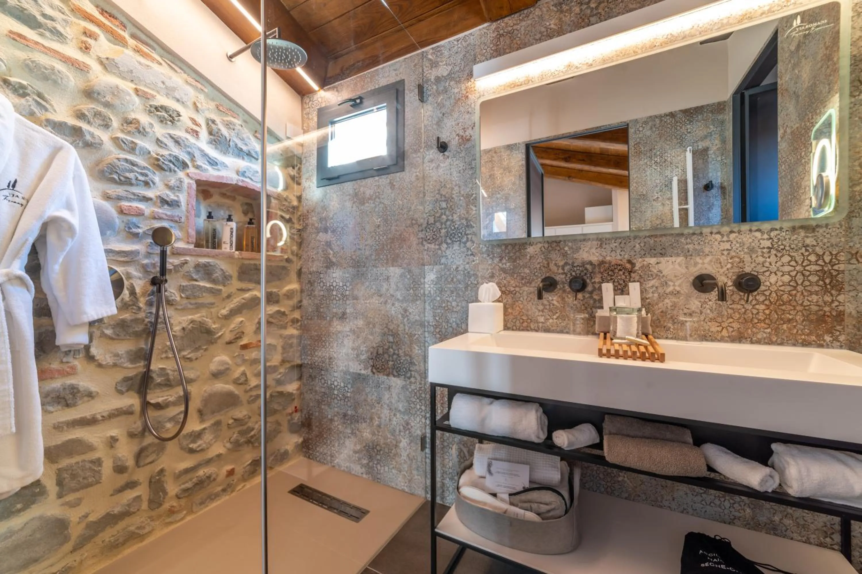 Bathroom in Via Roma 33 Tuscany Boutique Hotel & Spa - Adults Only