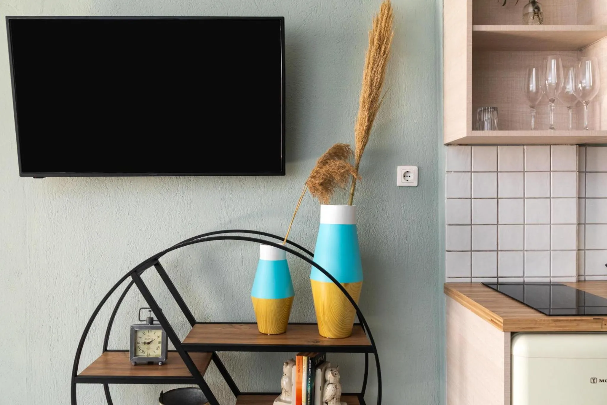 TV and multimedia in Arsas Suites