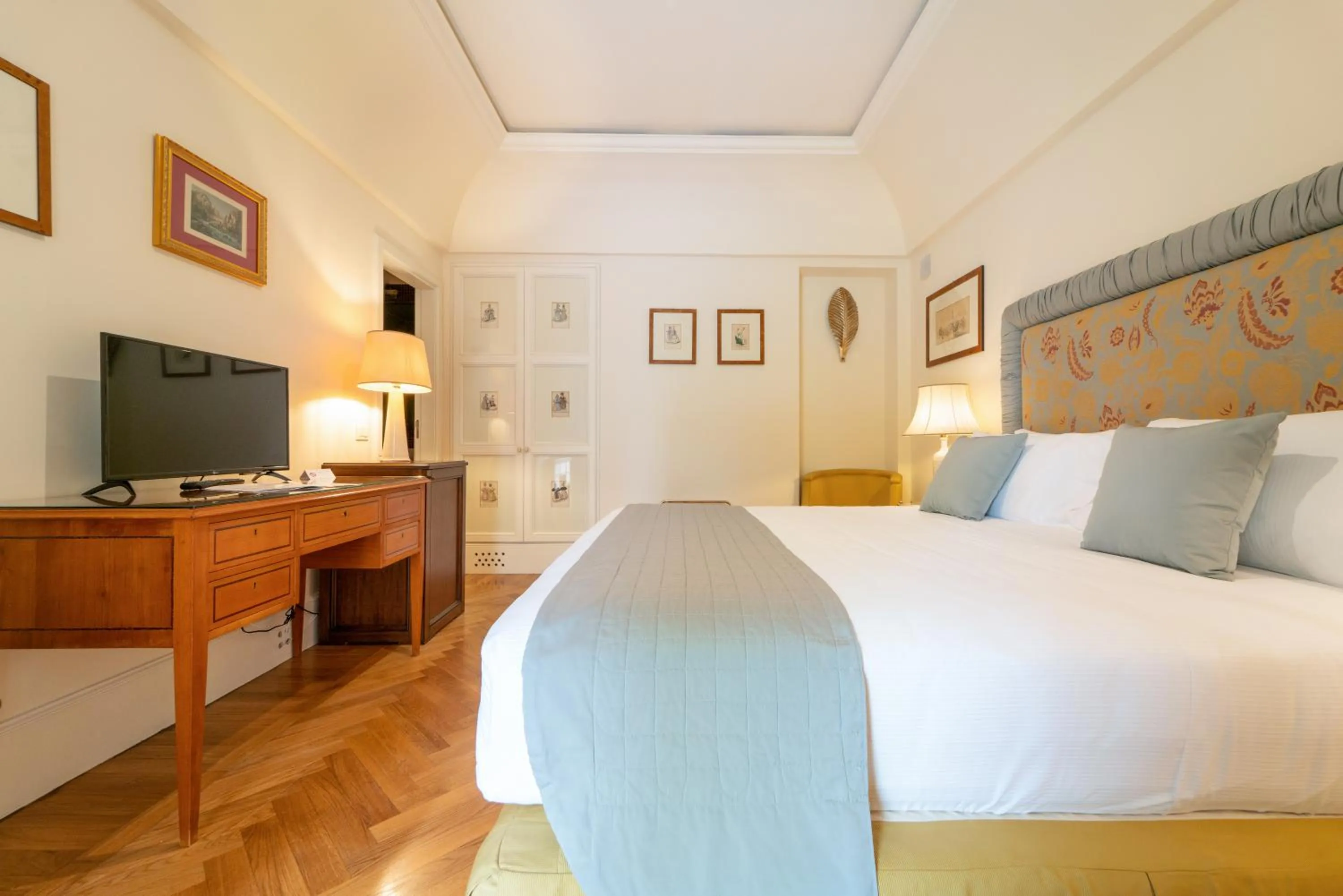 Photo of the whole room in Relais Villa San Martino