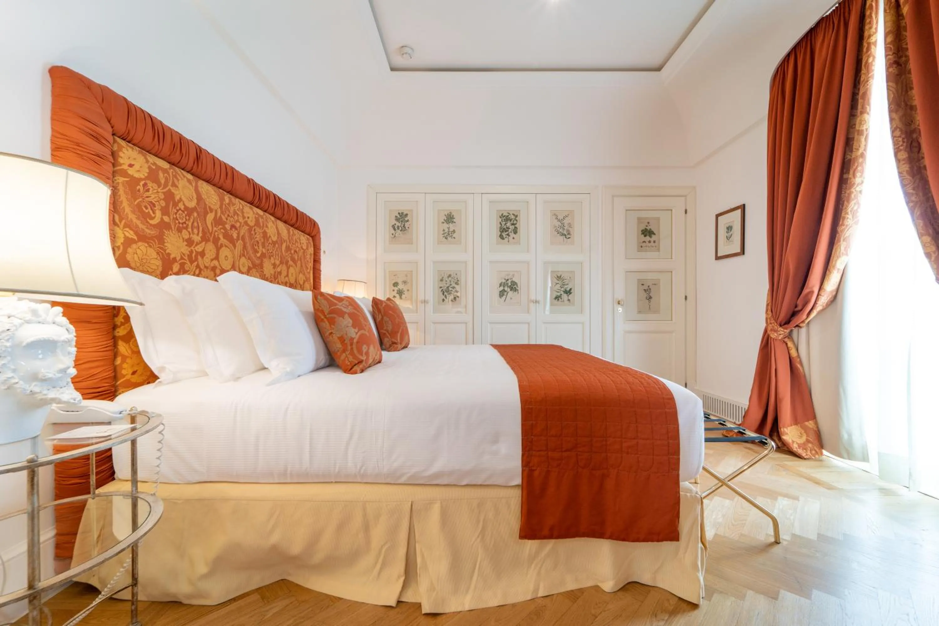 Photo of the whole room in Relais Villa San Martino