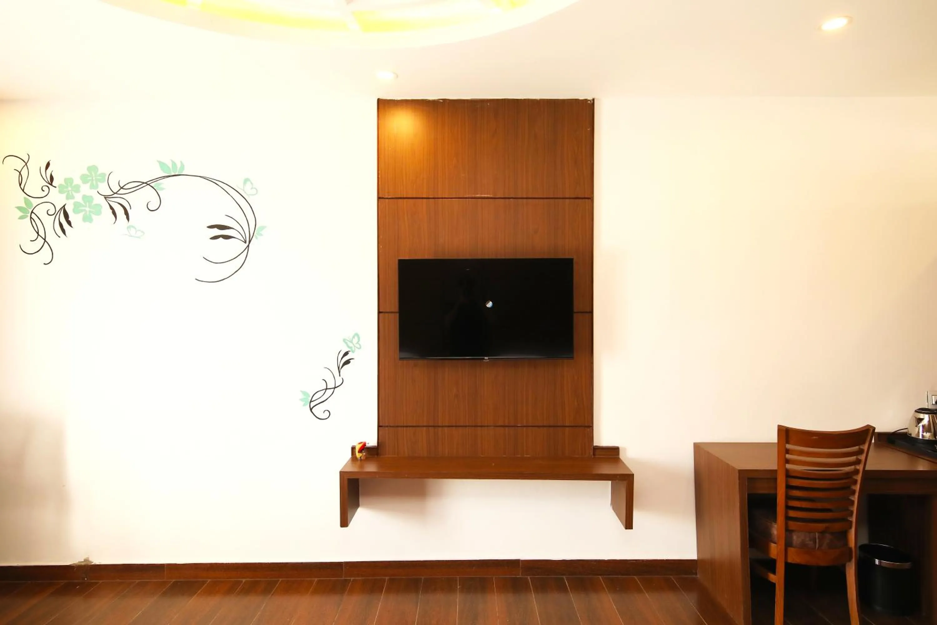 Communal lounge/ TV room in Ashoka Resort Pvt. Ltd
