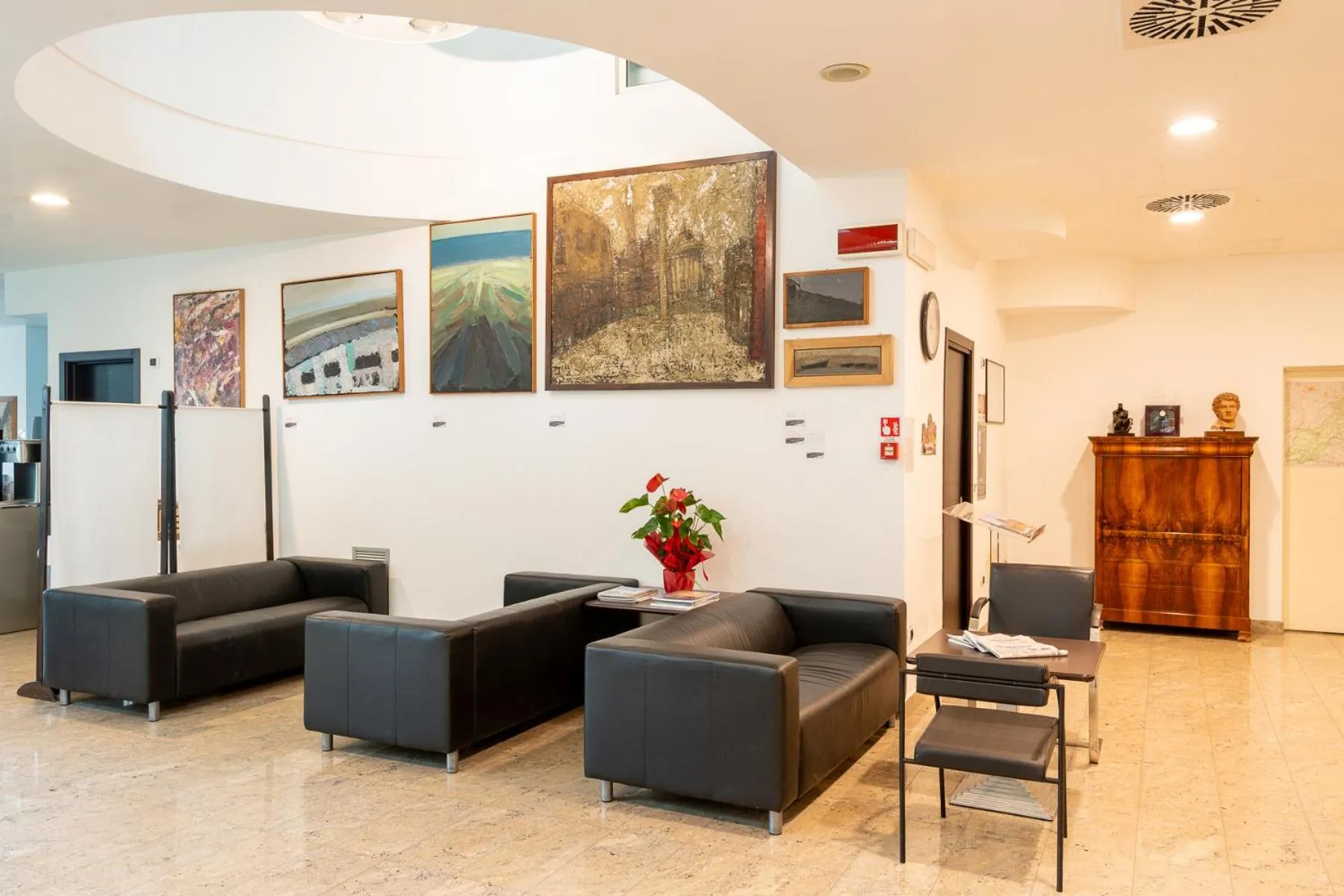 Lobby or reception in Hotel Cristallo