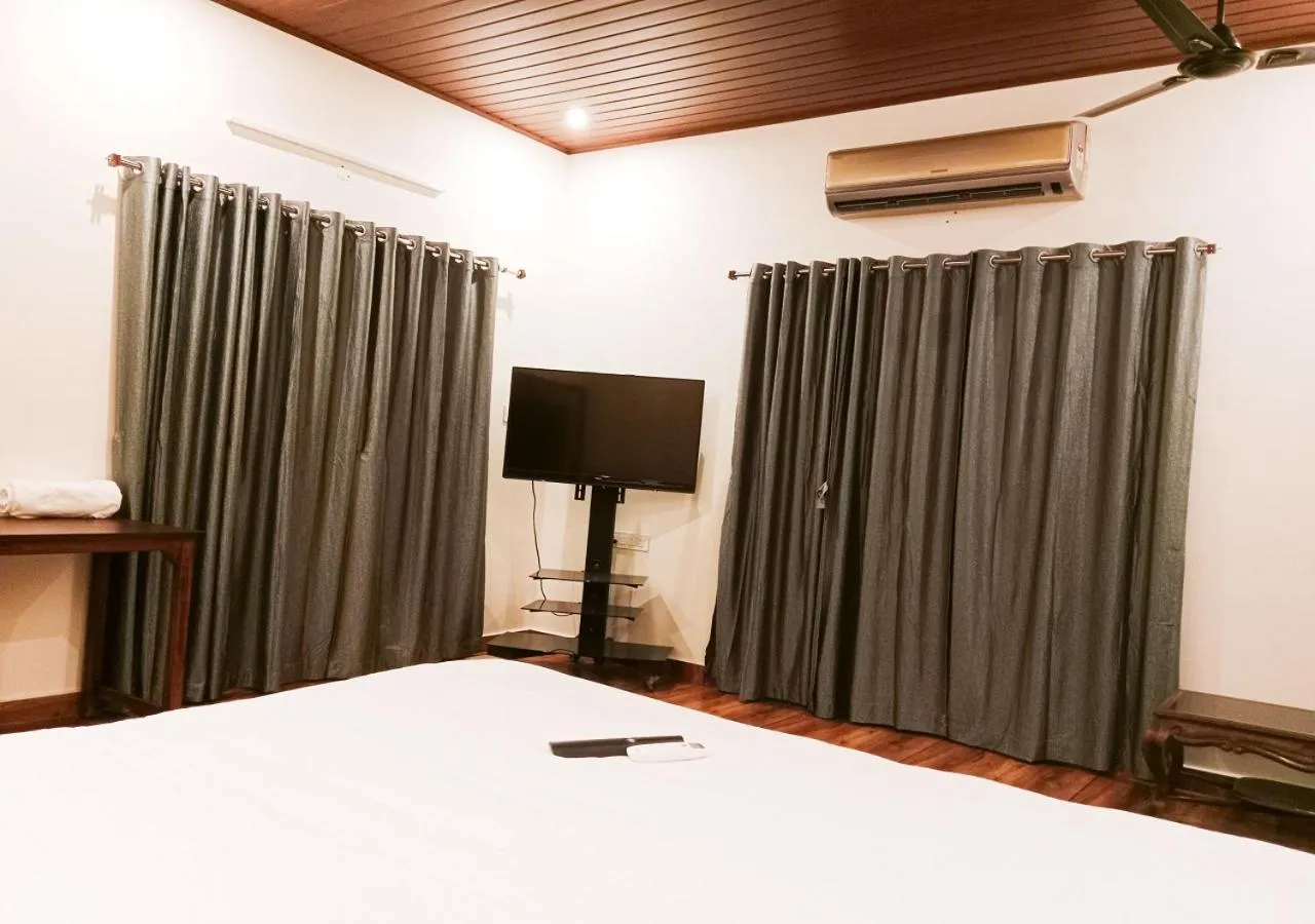 Photo of the whole room, Bed in Vaiga Homes