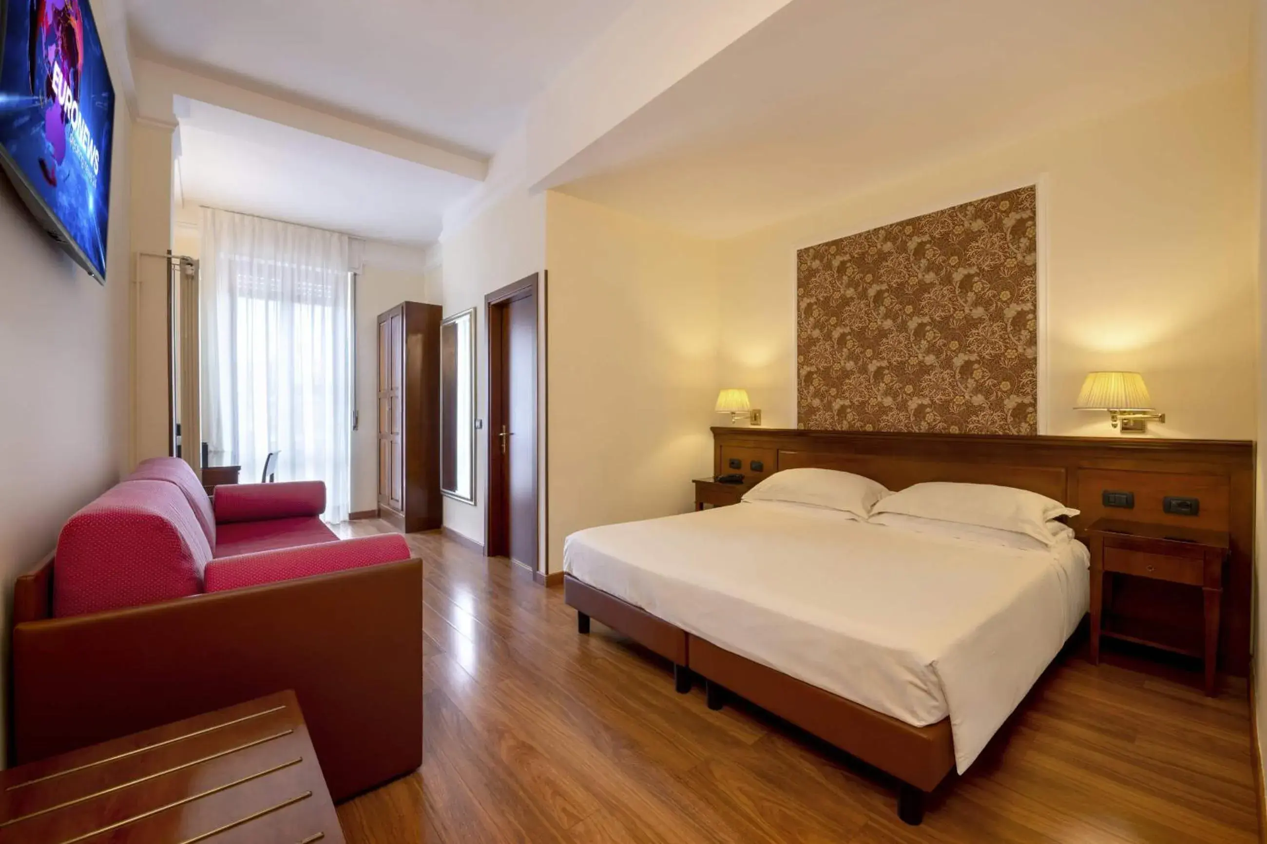 Superior Double or Twin Room in Lancaster Hotel Superior Double or Twin Room in Lancaster Hotel