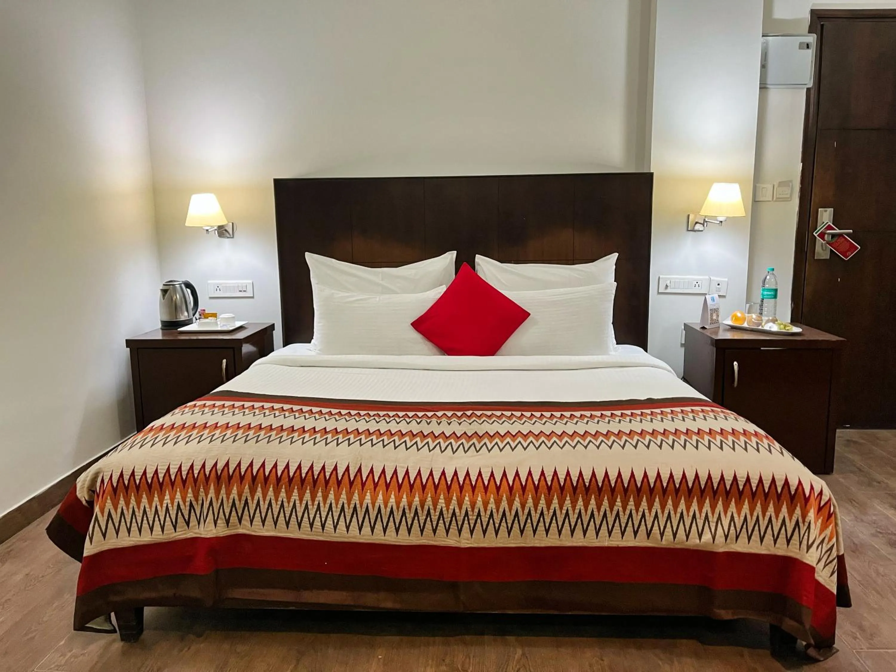 Photo of the whole room, Bed in The Orion Express