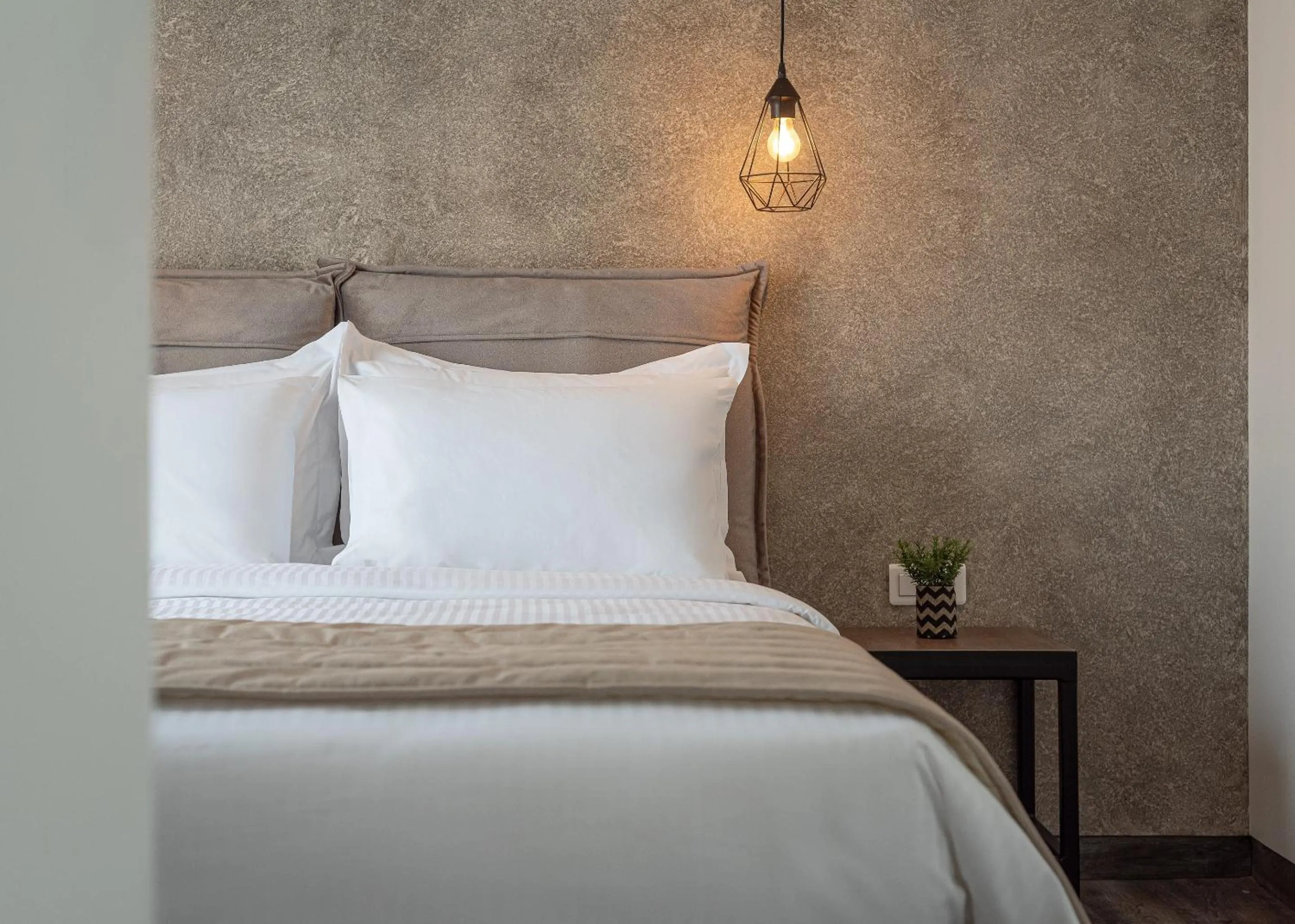 Bed in Athenian Spirit