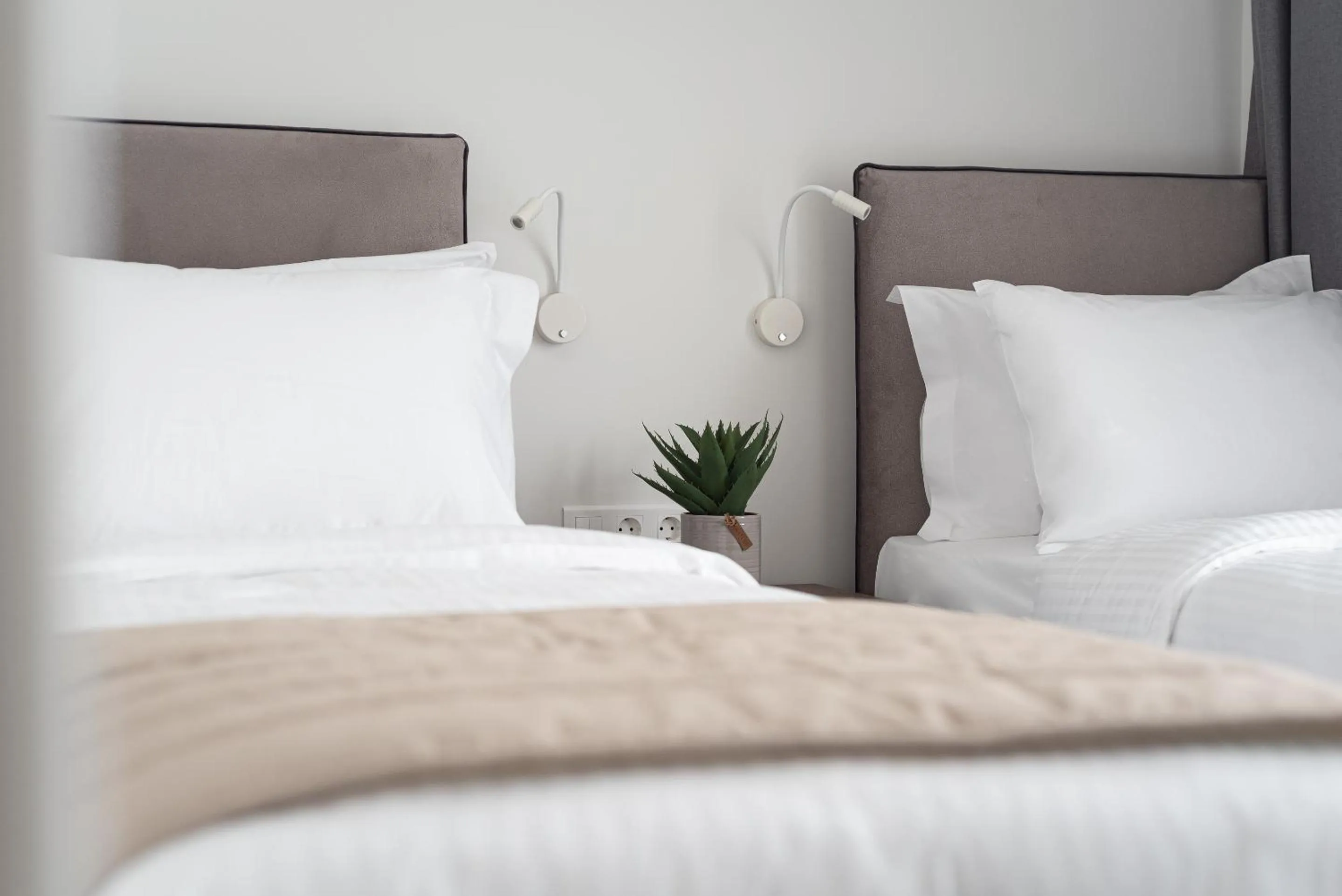 Bed in Athenian Spirit