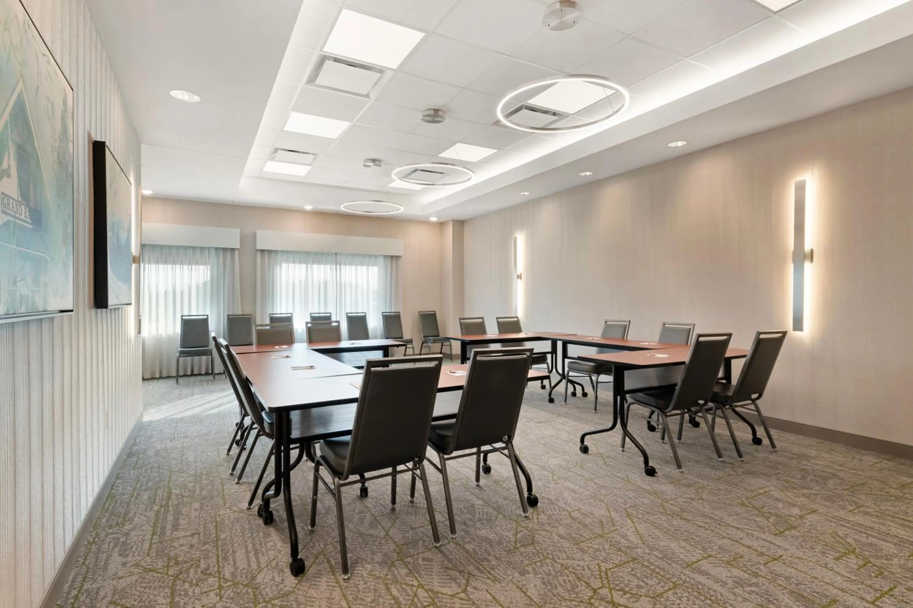 Meeting/conference room in Best Western Plus Grand Rapids MN