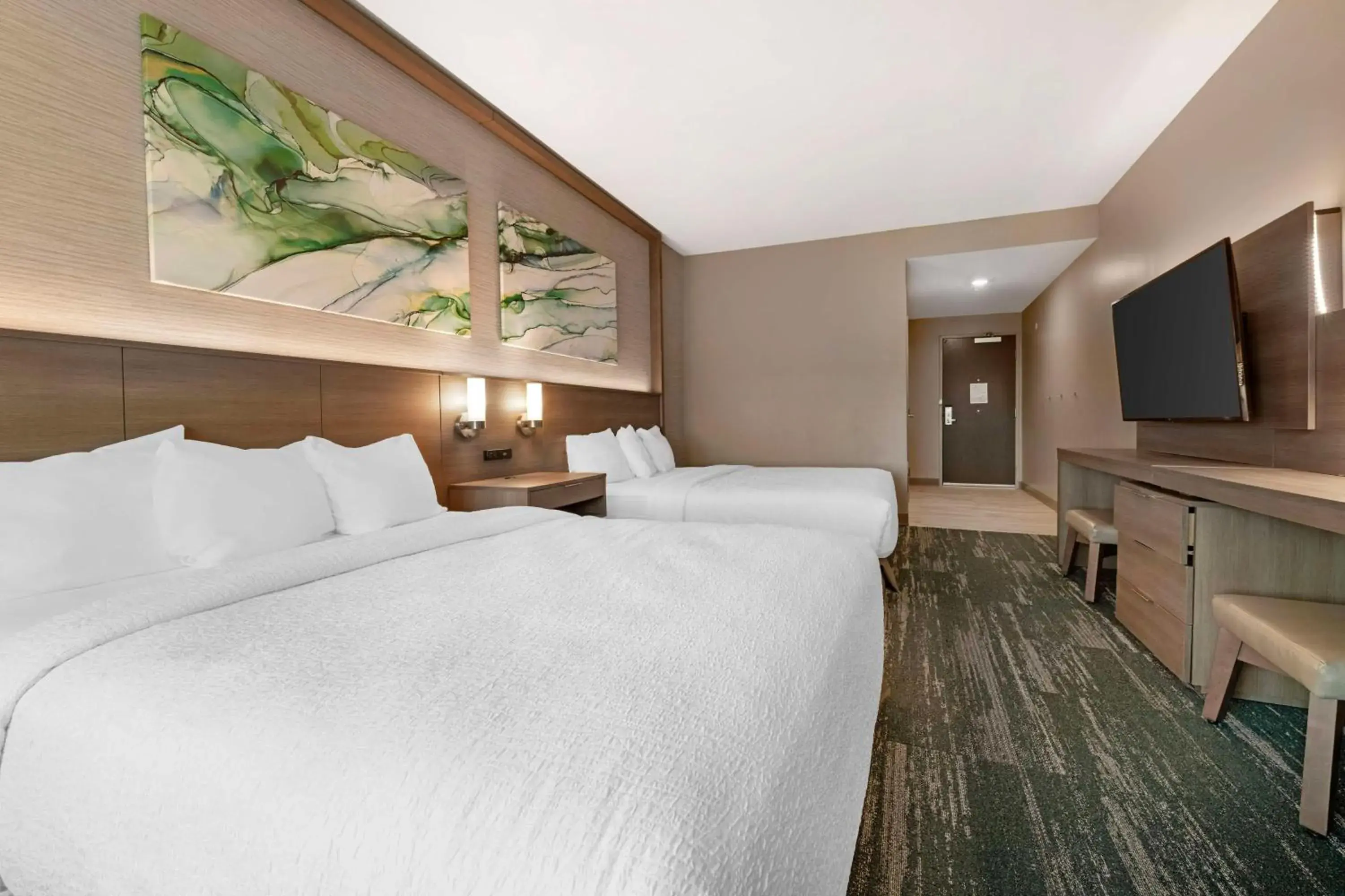 Queen Room with Two Queen Beds - Disability Access in Best Western Plus Grand Rapids MN Queen Room with Two Queen Beds - Disability Access in Best Western Plus Grand Rapids MN