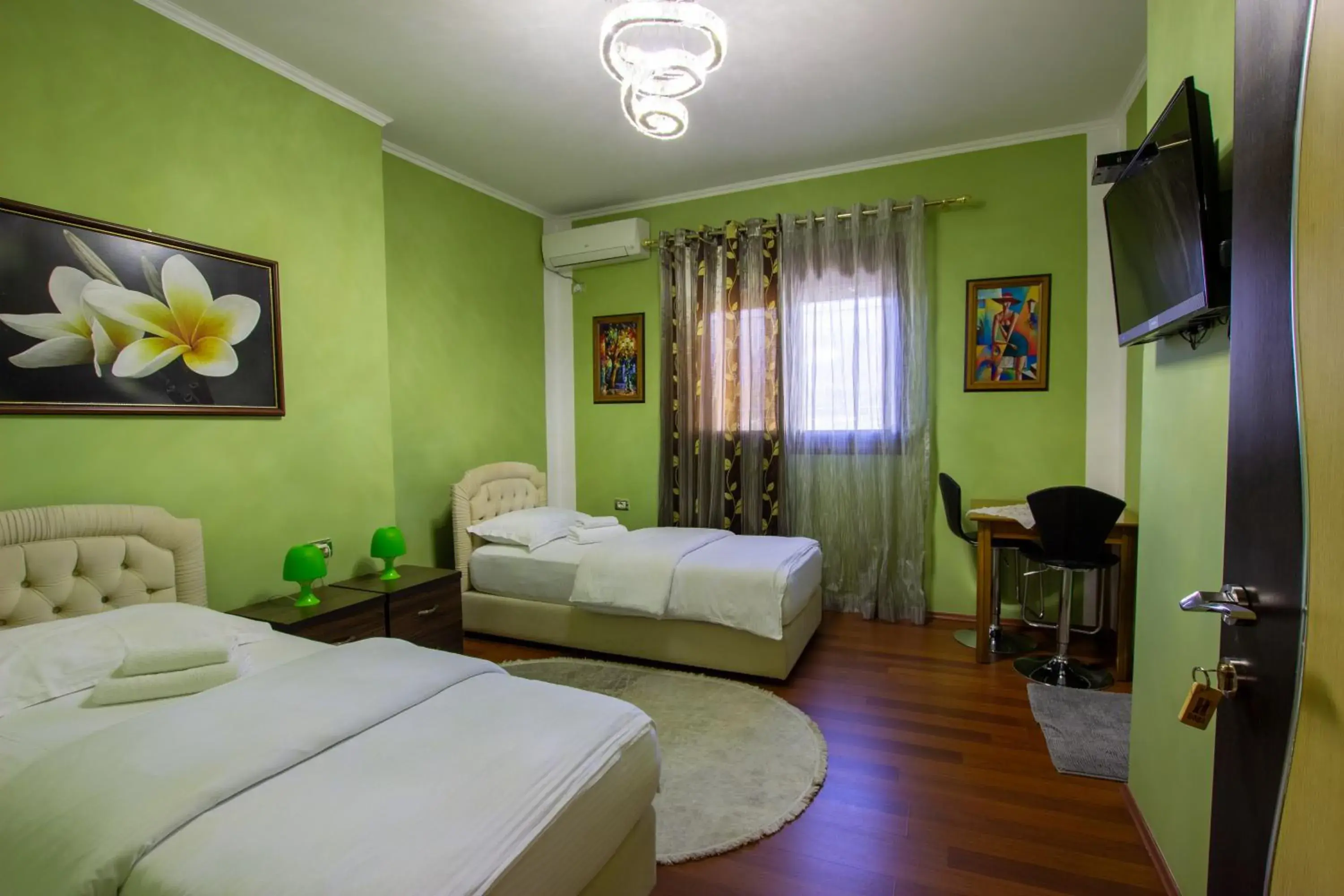 Standard Twin Room in Bora Hotel Standard Twin Room in Bora Hotel