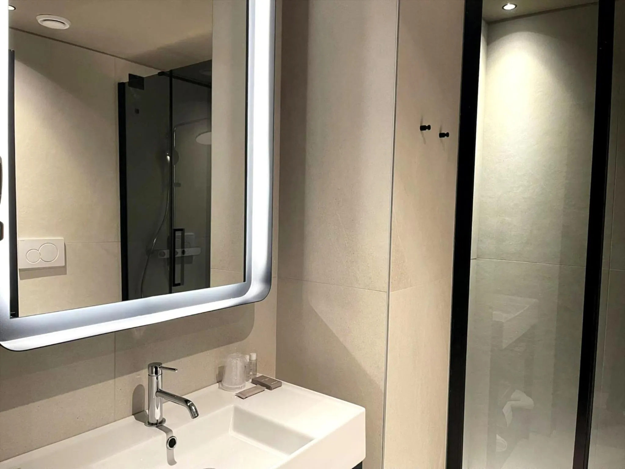 Bathroom in Scarlatti Hotel Milano