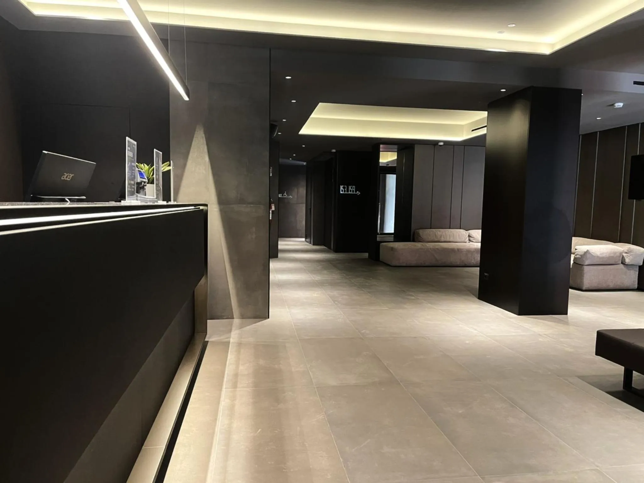 Lobby or reception in Scarlatti Hotel Milano