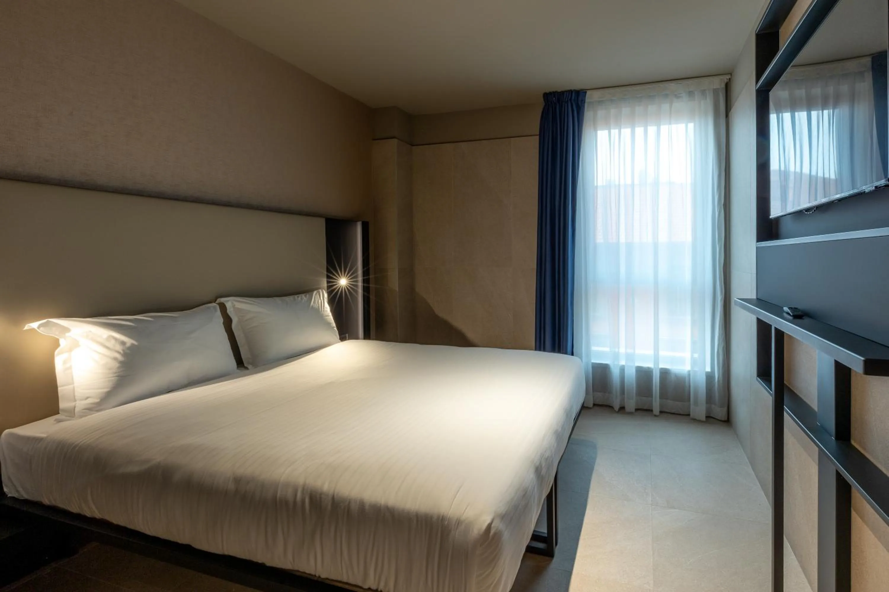 Bedroom, Bed in Scarlatti Hotel Milano