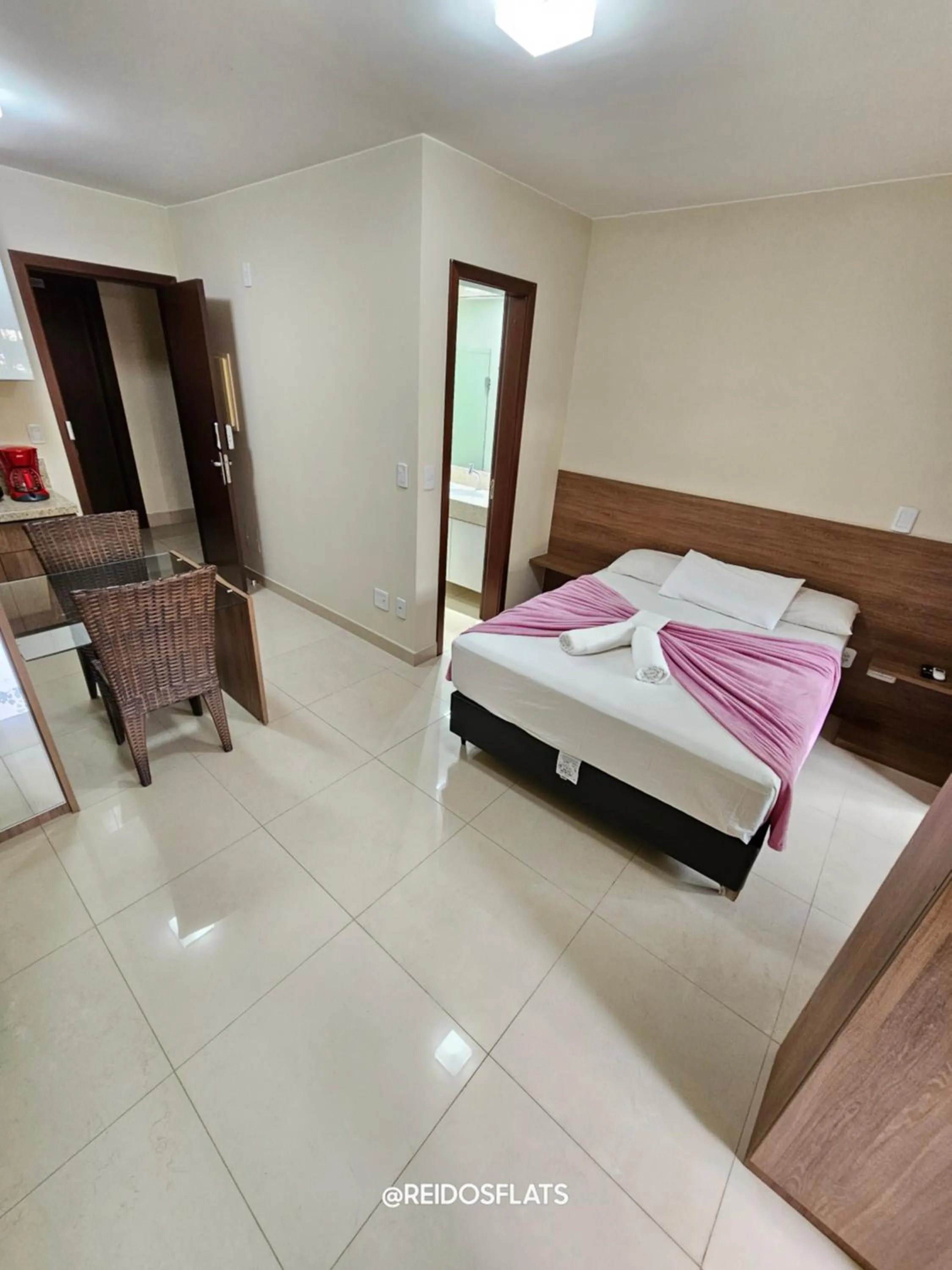 Bed in The Sun Resort By Rei dos Flats