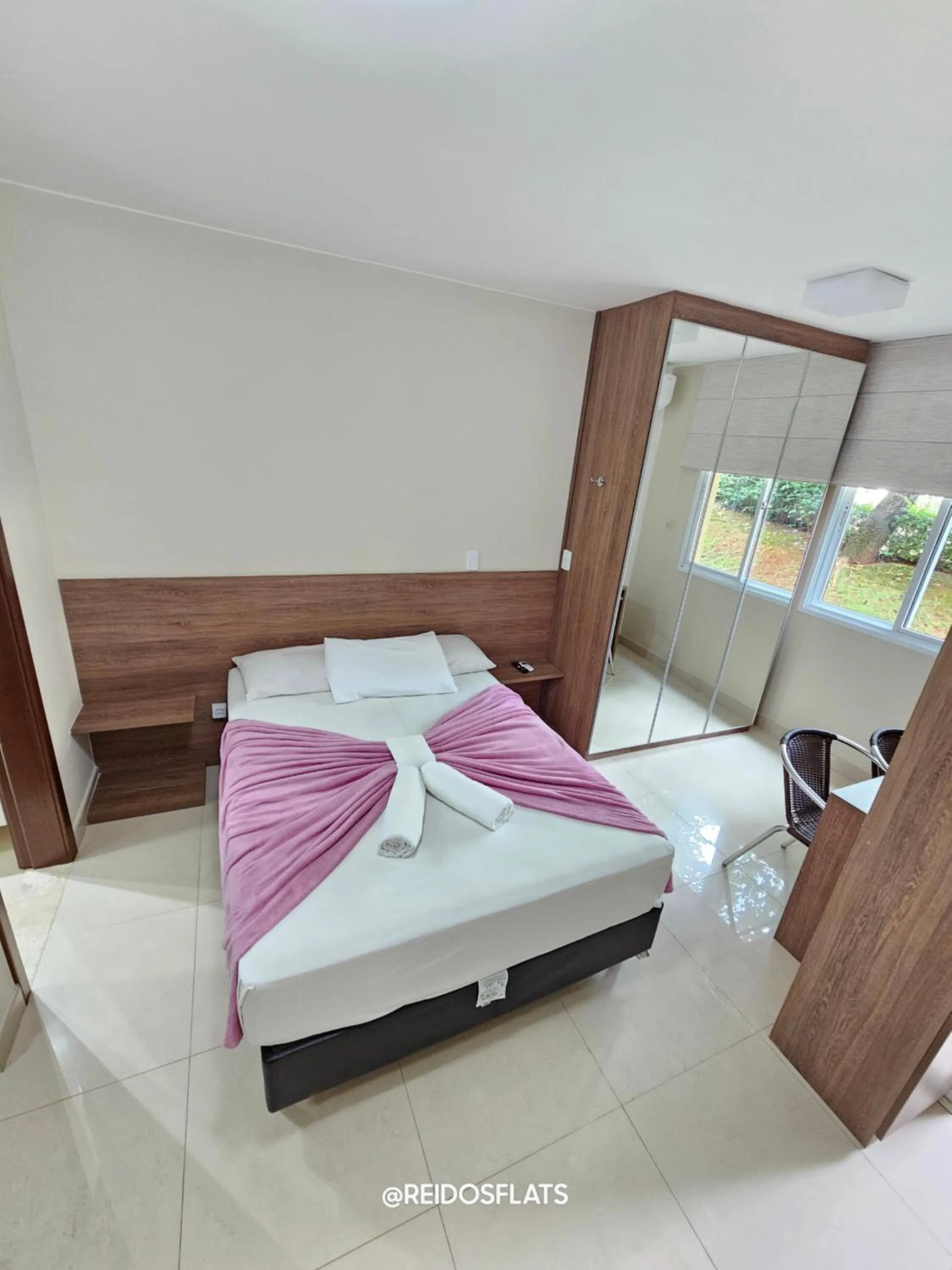 Bed in The Sun Resort By Rei dos Flats