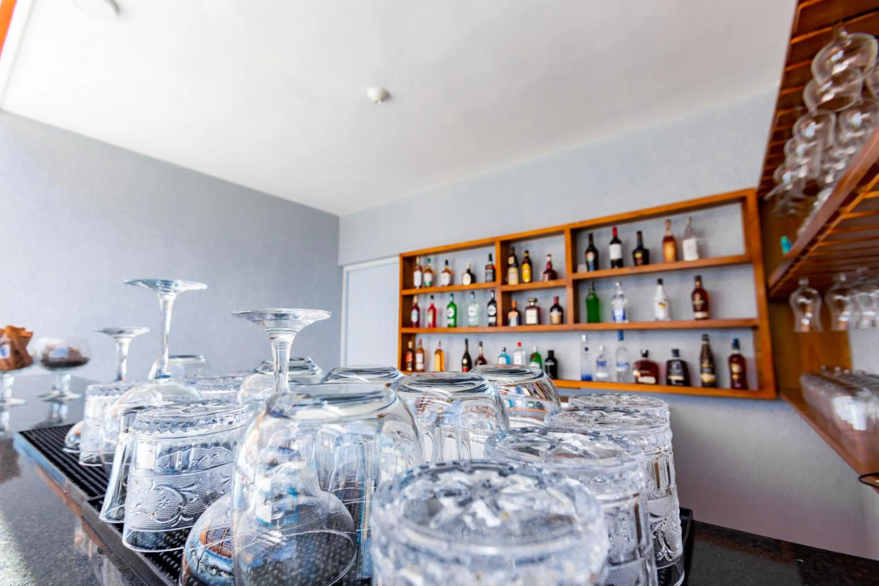 Lounge or bar in Skylight Suites Hotel