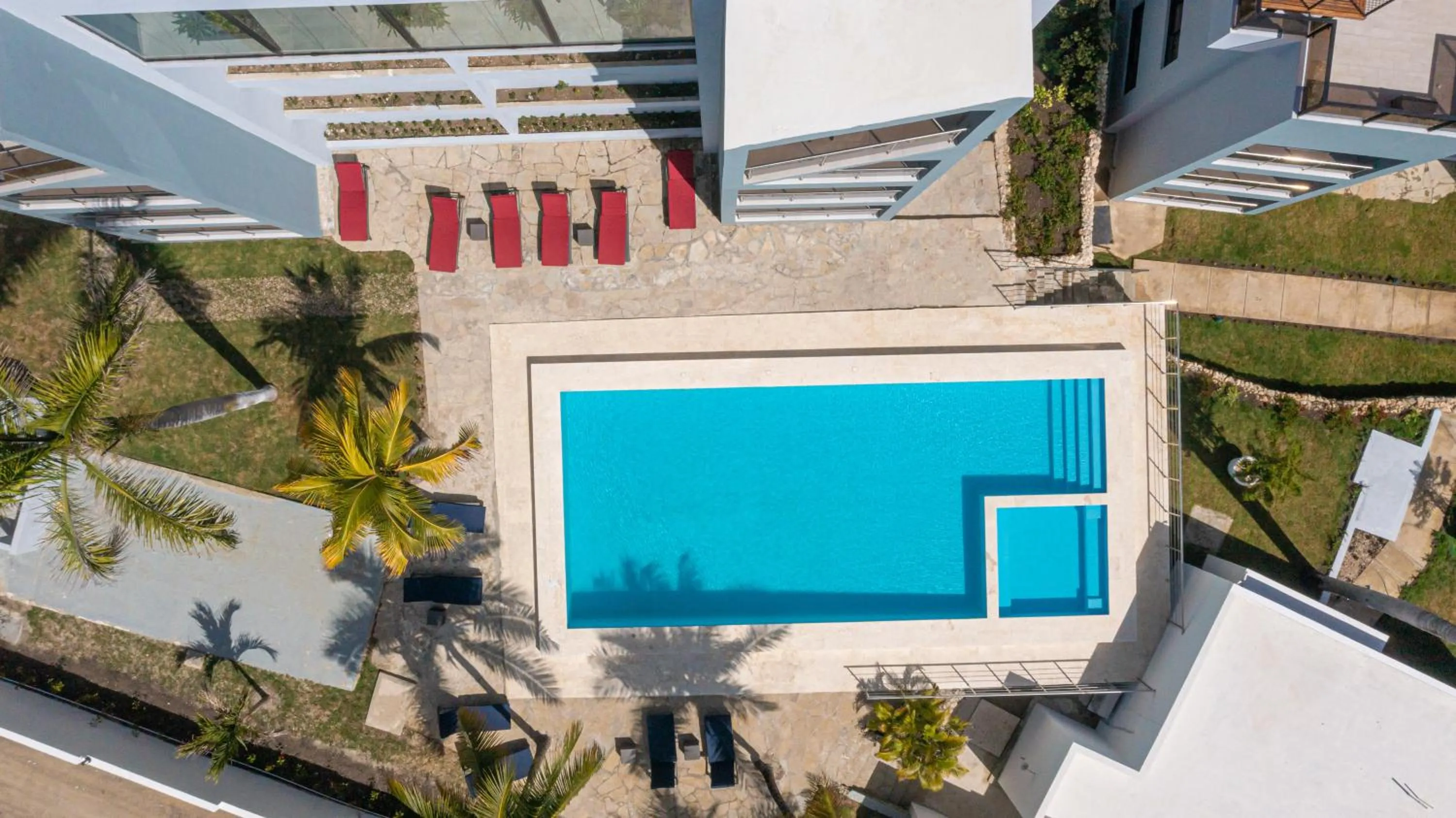 Skylight Suites Hotel