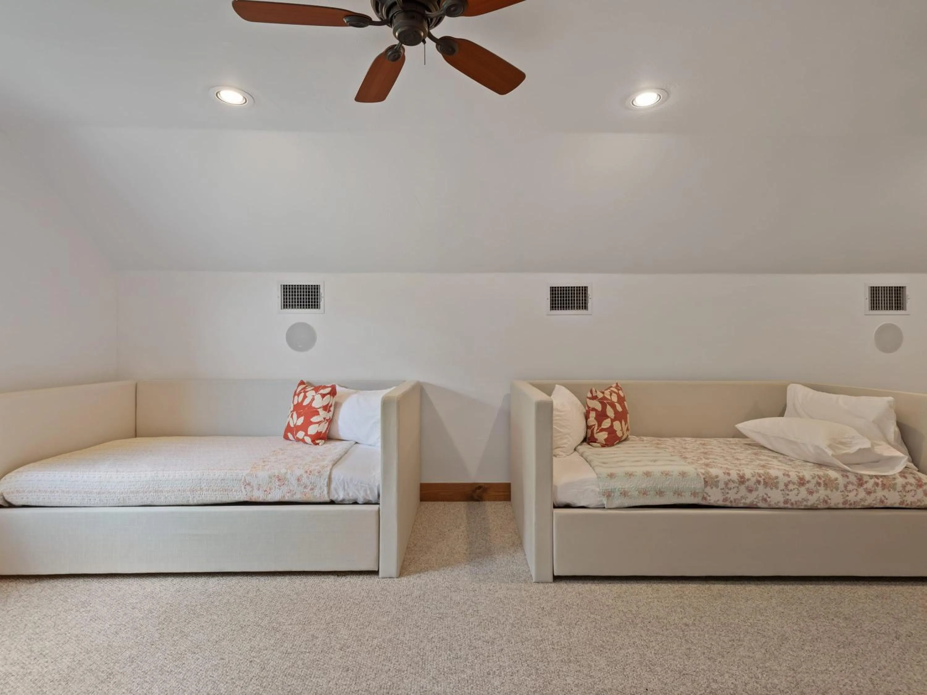 Bed in Waterfront Home with Boat Slip, Spacious Outdoor Patio and a Fenced Yard