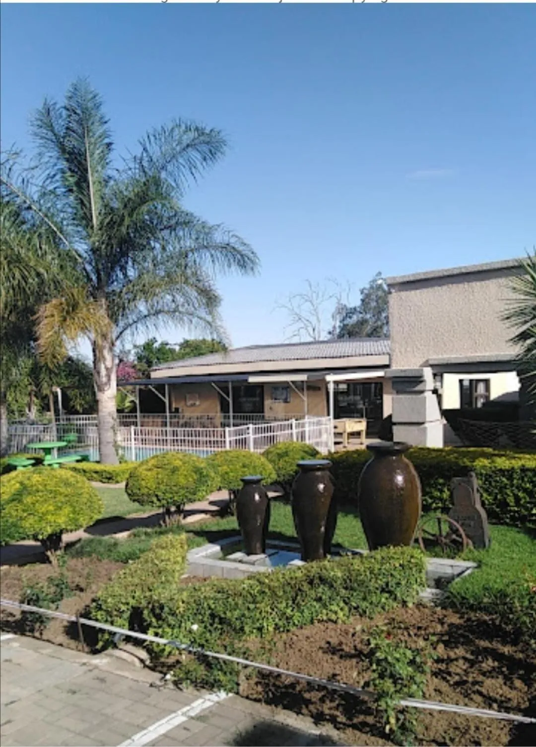 196 On Victoria Bed & Breakfast