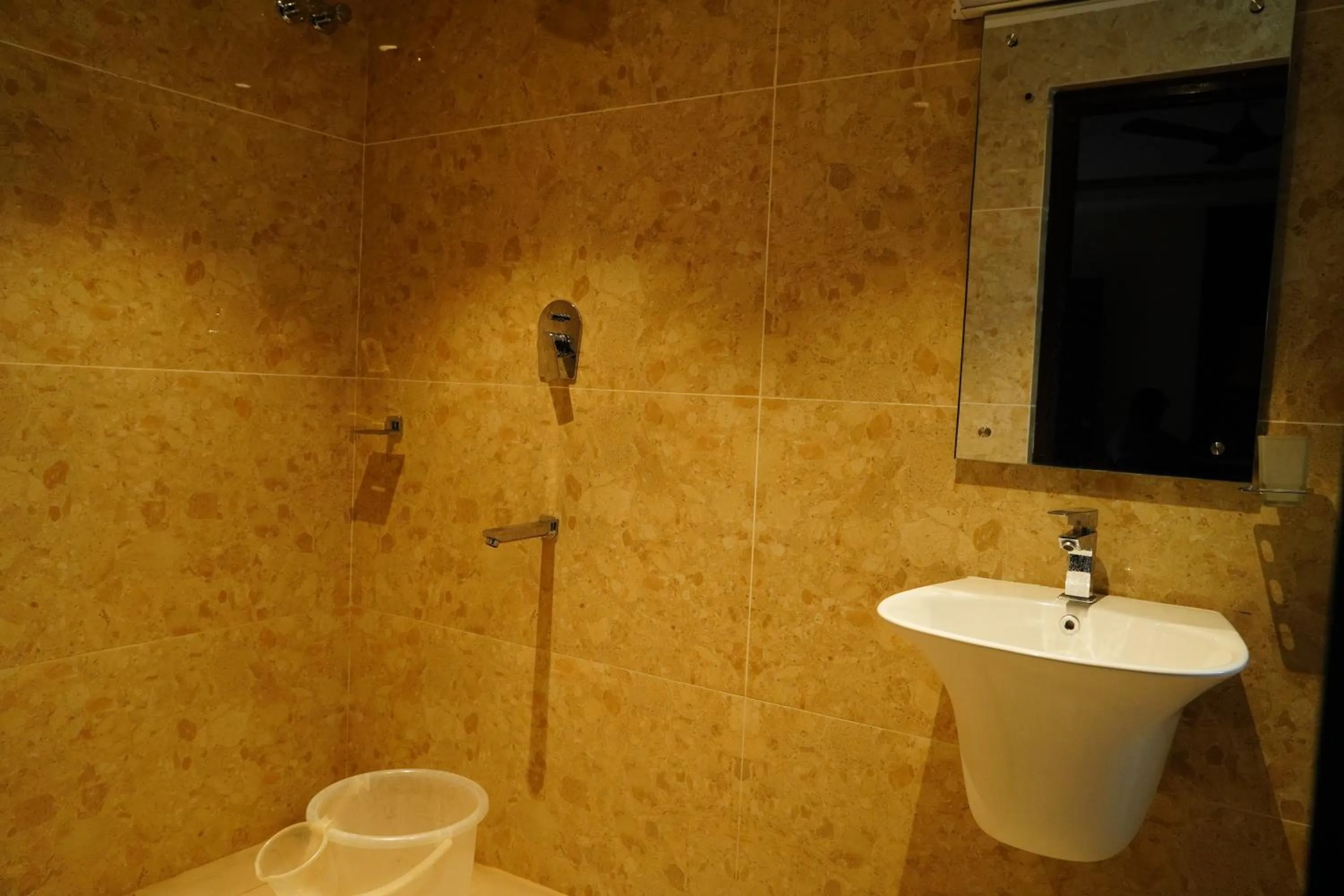 Shower in L. R RESIDENCY