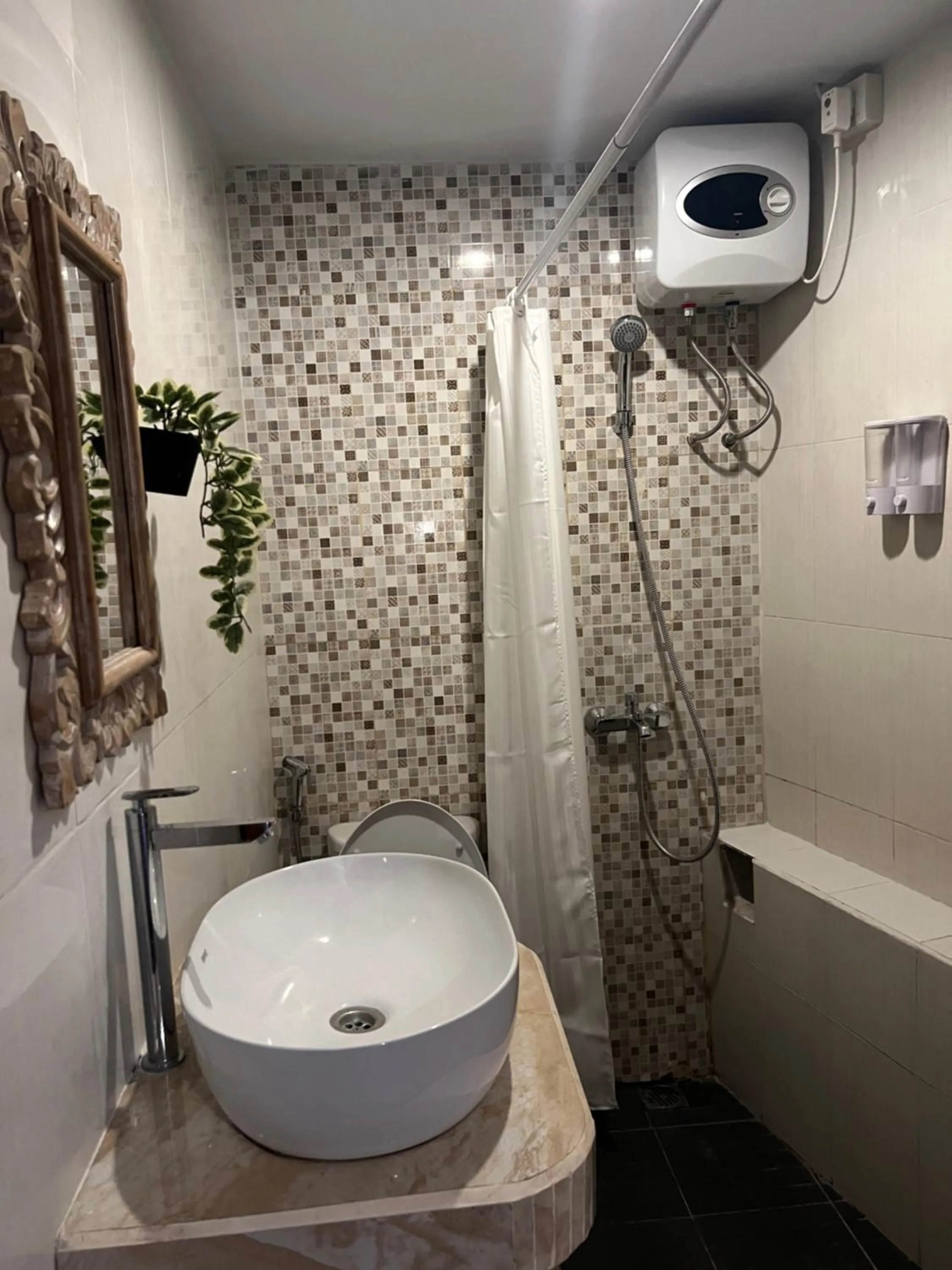 ADIKARA TROPICAL GARDEN