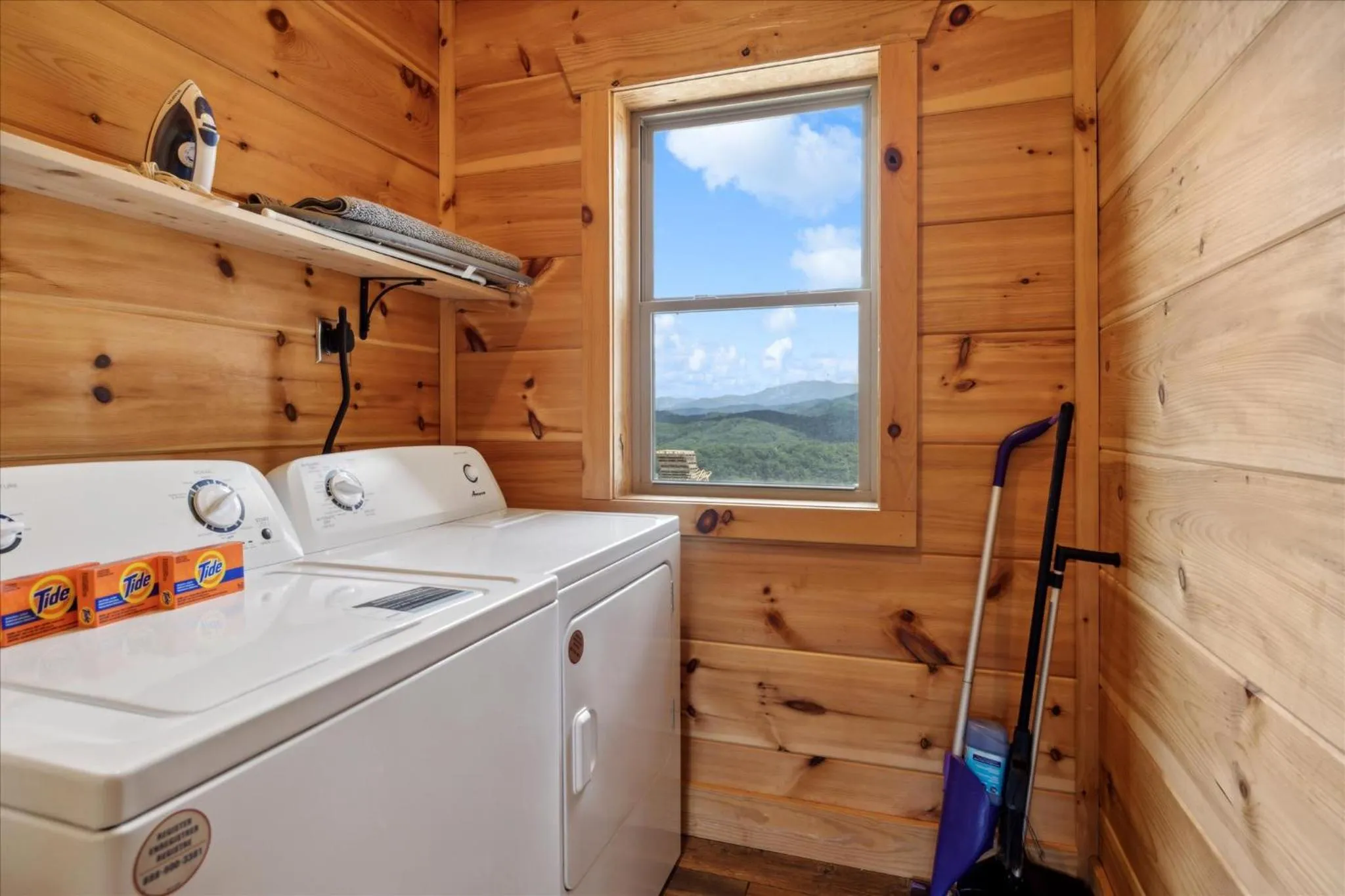 Cabin Goals ✨ Private Pool, Hot Tub + Epic Views! - Eaglebend Cabin