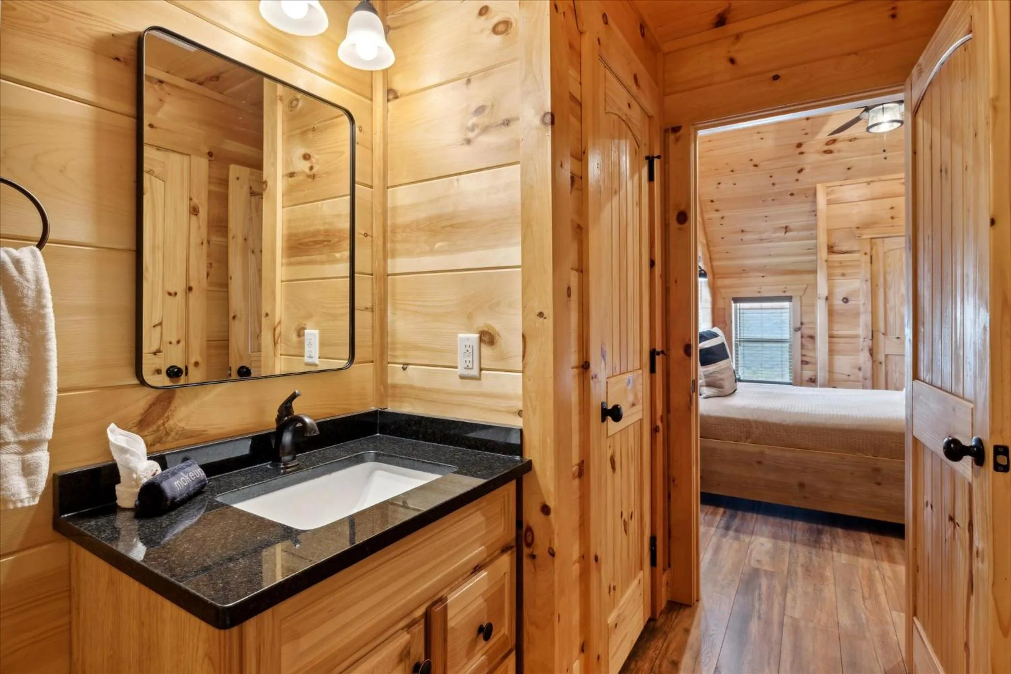 Bed in Cabin Goals ✨ Private Pool, Hot Tub + Epic Views! - Eaglebend Cabin