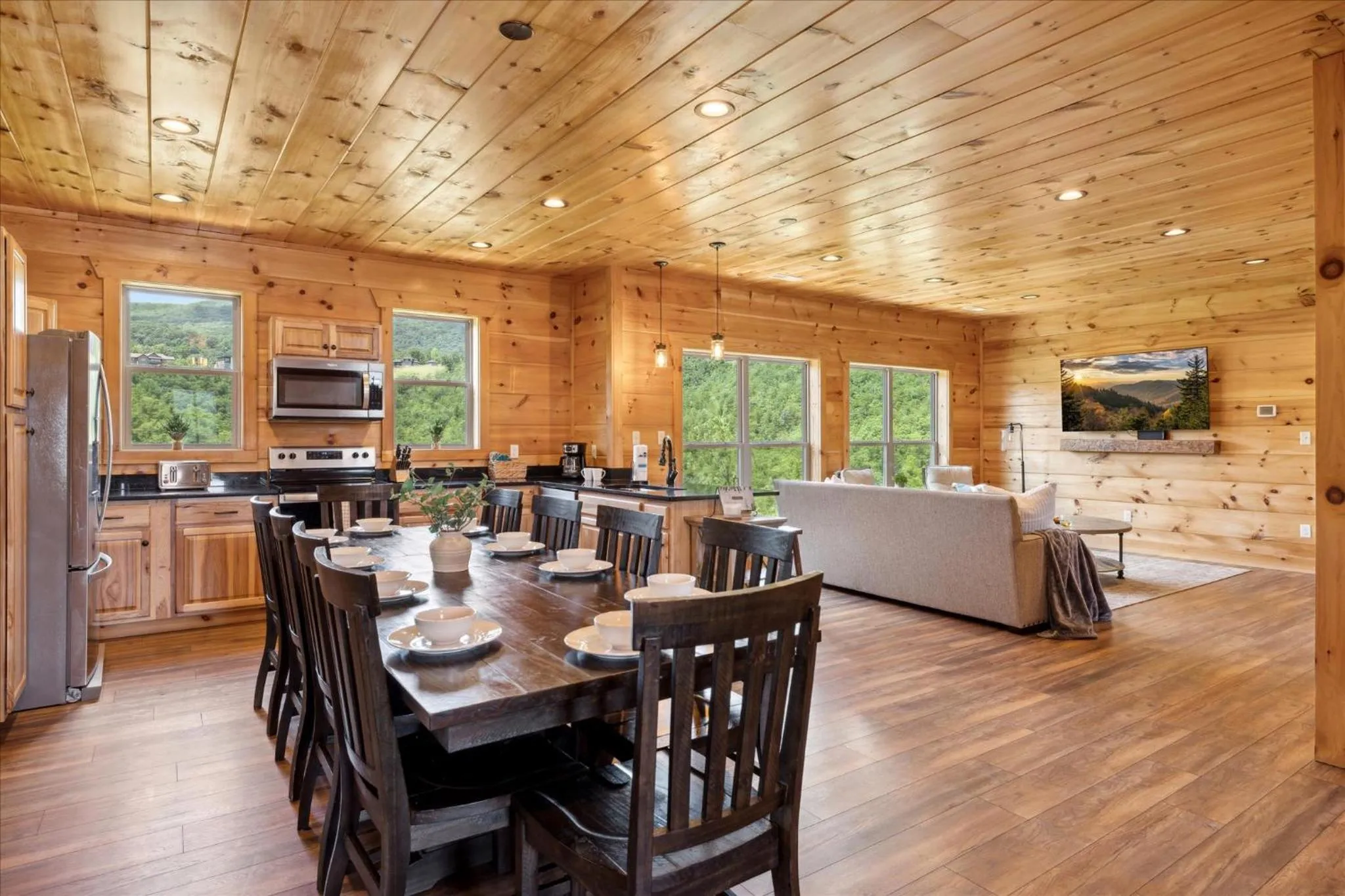 Cabin Goals ✨ Private Pool, Hot Tub + Epic Views! - Eaglebend Cabin