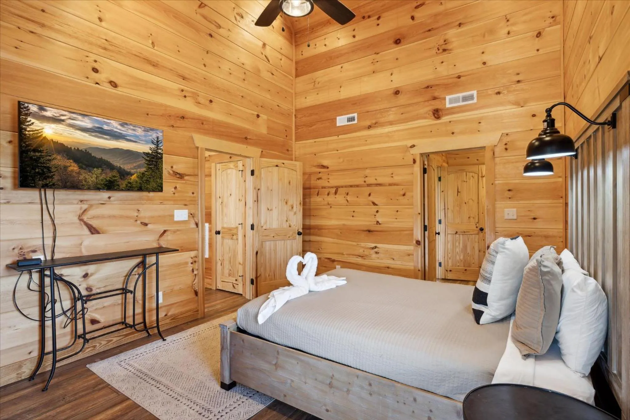 Cabin Goals ✨ Private Pool, Hot Tub + Epic Views! - Eaglebend Cabin