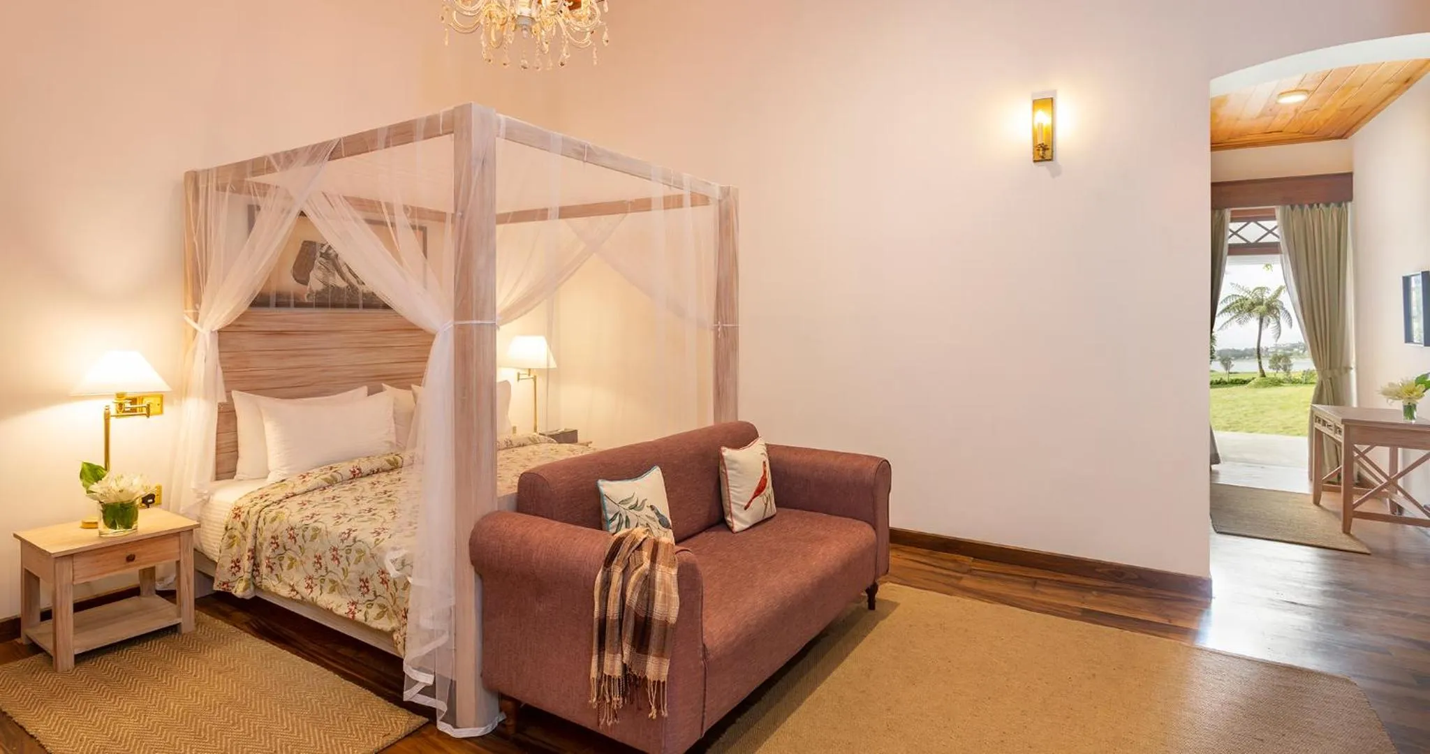 Bed in W15 Lake Gregory