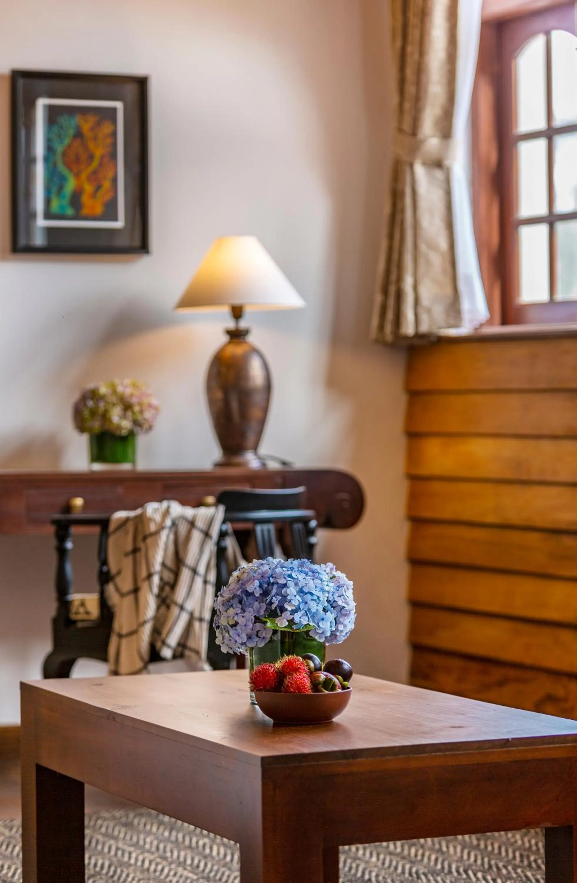 Decorative detail in W15 Lake Gregory