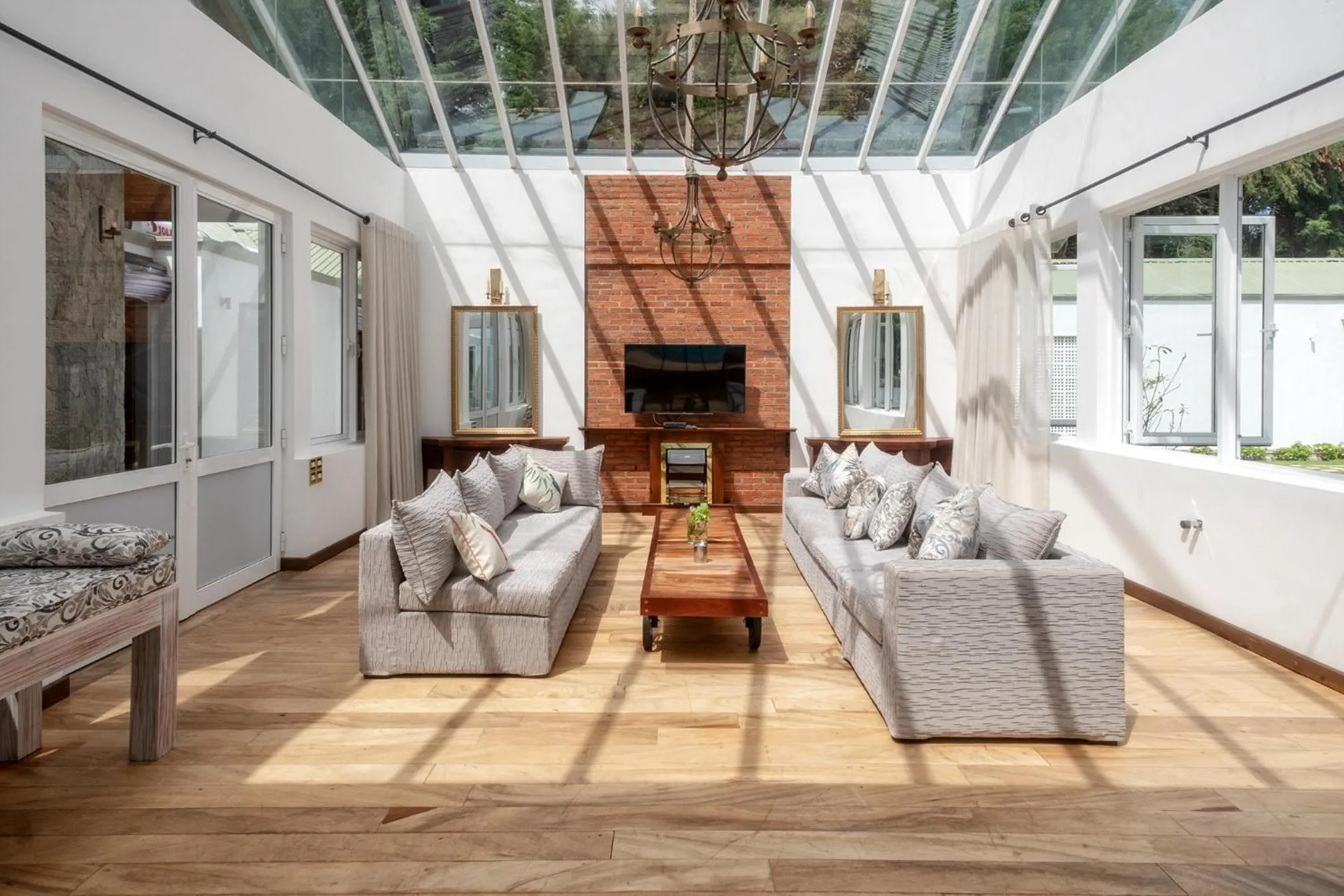 Lobby or reception in W15 Lake Gregory