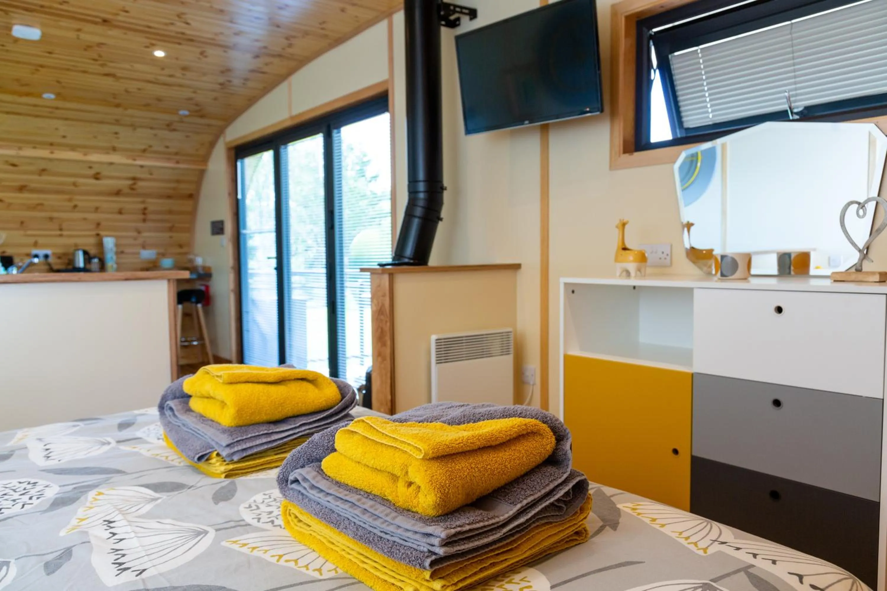 Fell View Park Escape Pods with hot tubs, Kirkby Lonsdale