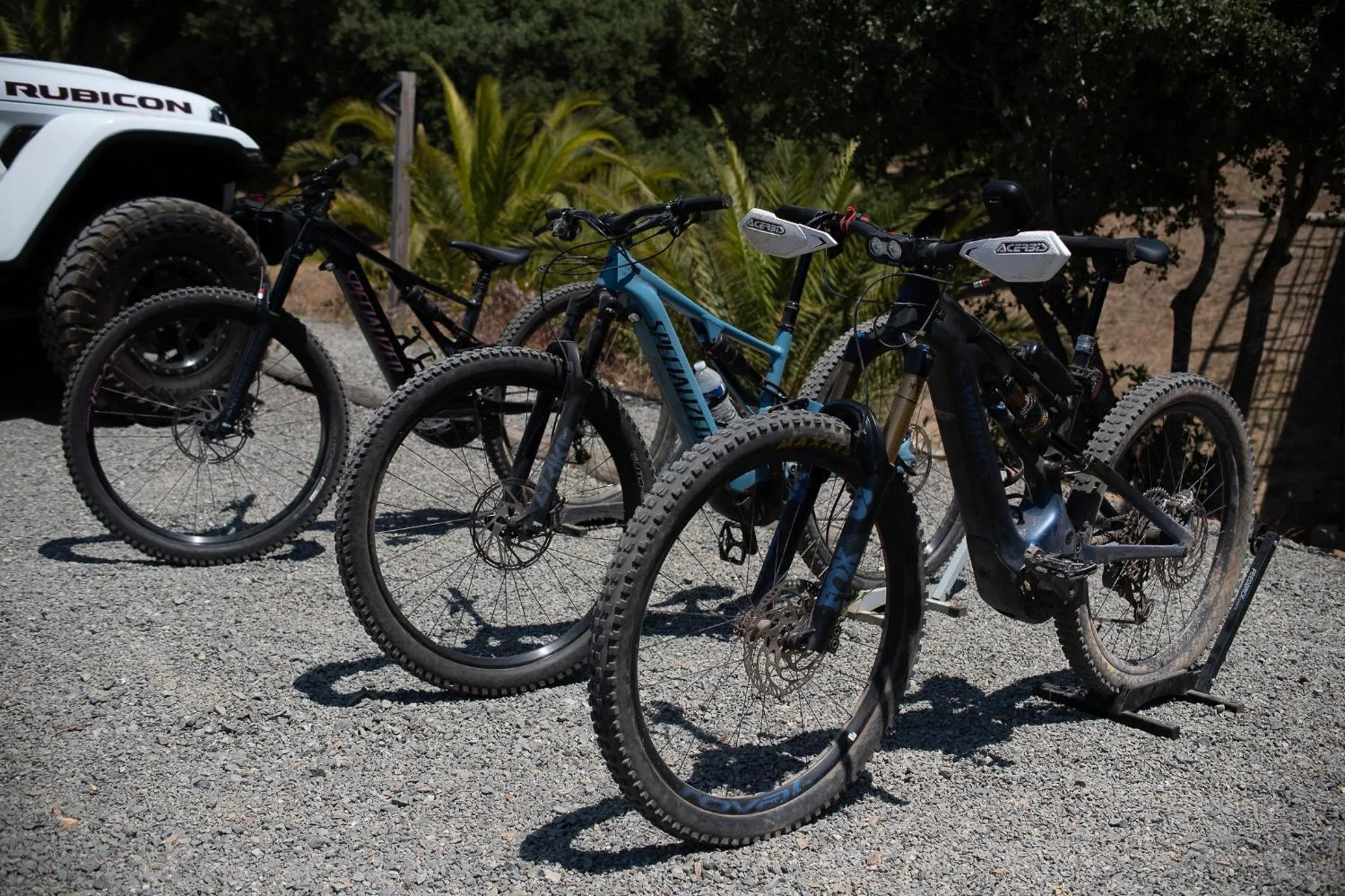 Cycling in Boskenvid Hotel - Romantic Treehouses & Skypool