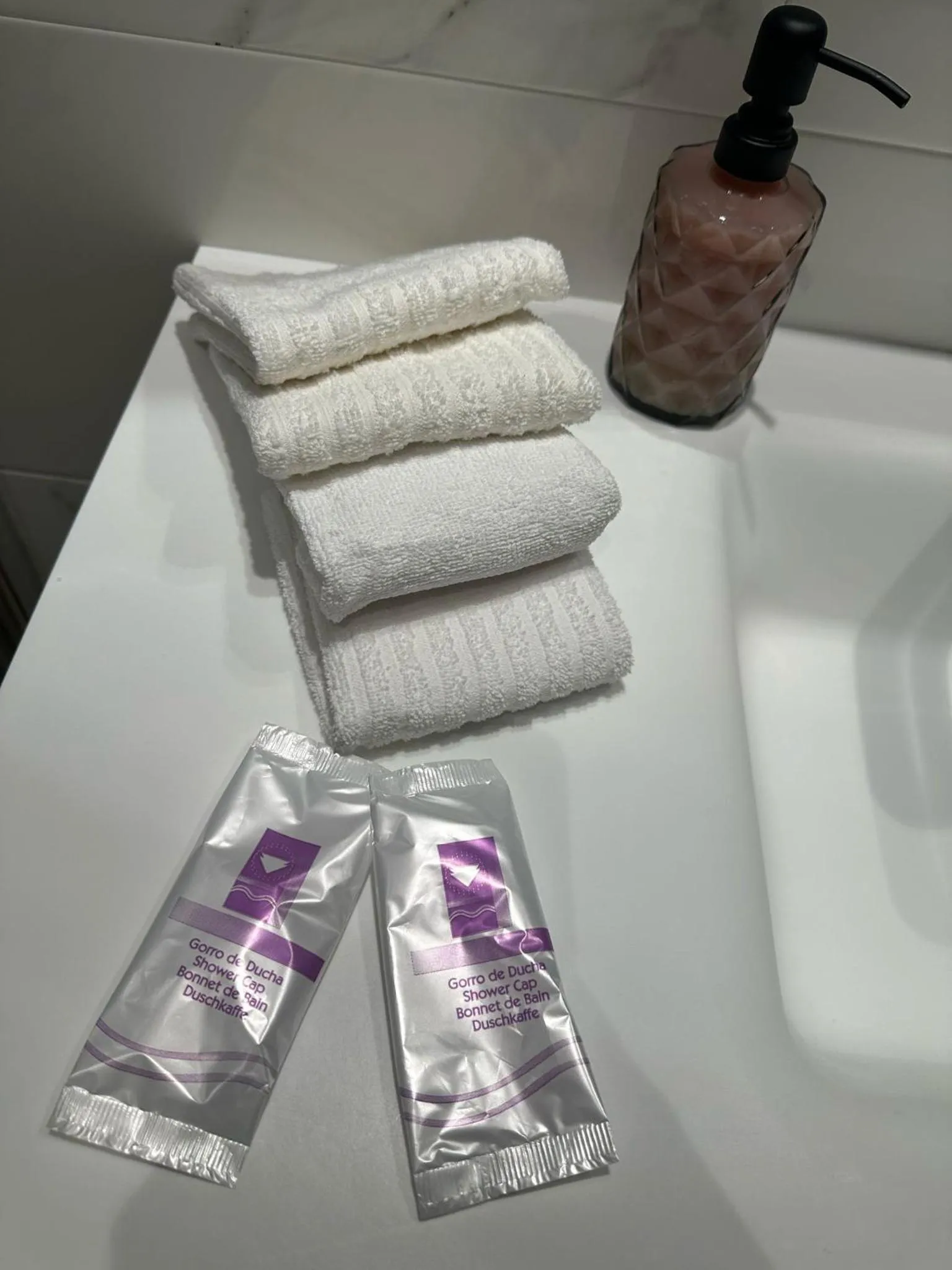 Bathroom in Apartamentos Turísticos La Plaza